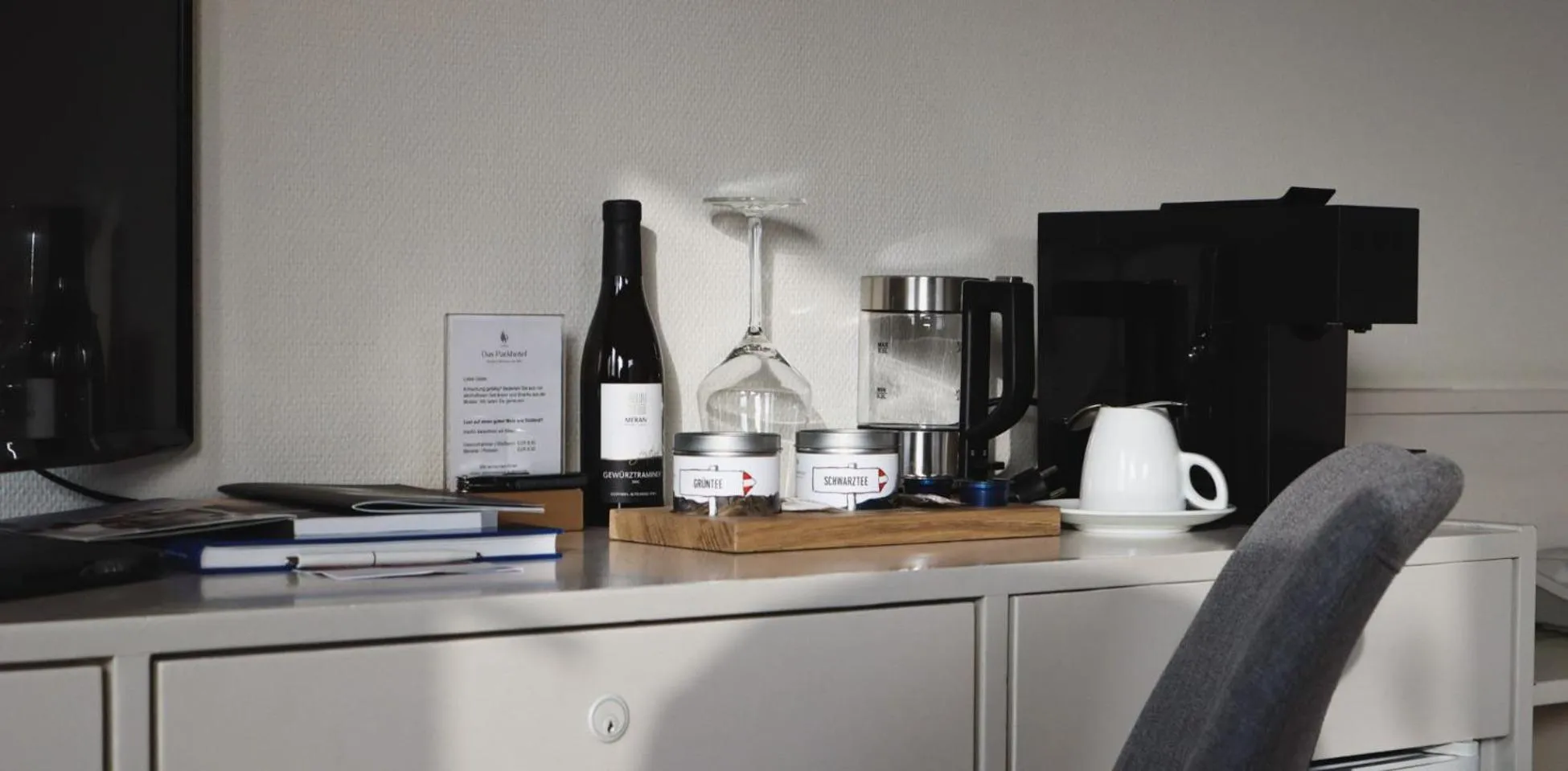 Coffee/tea facilities in Das Parkhotel