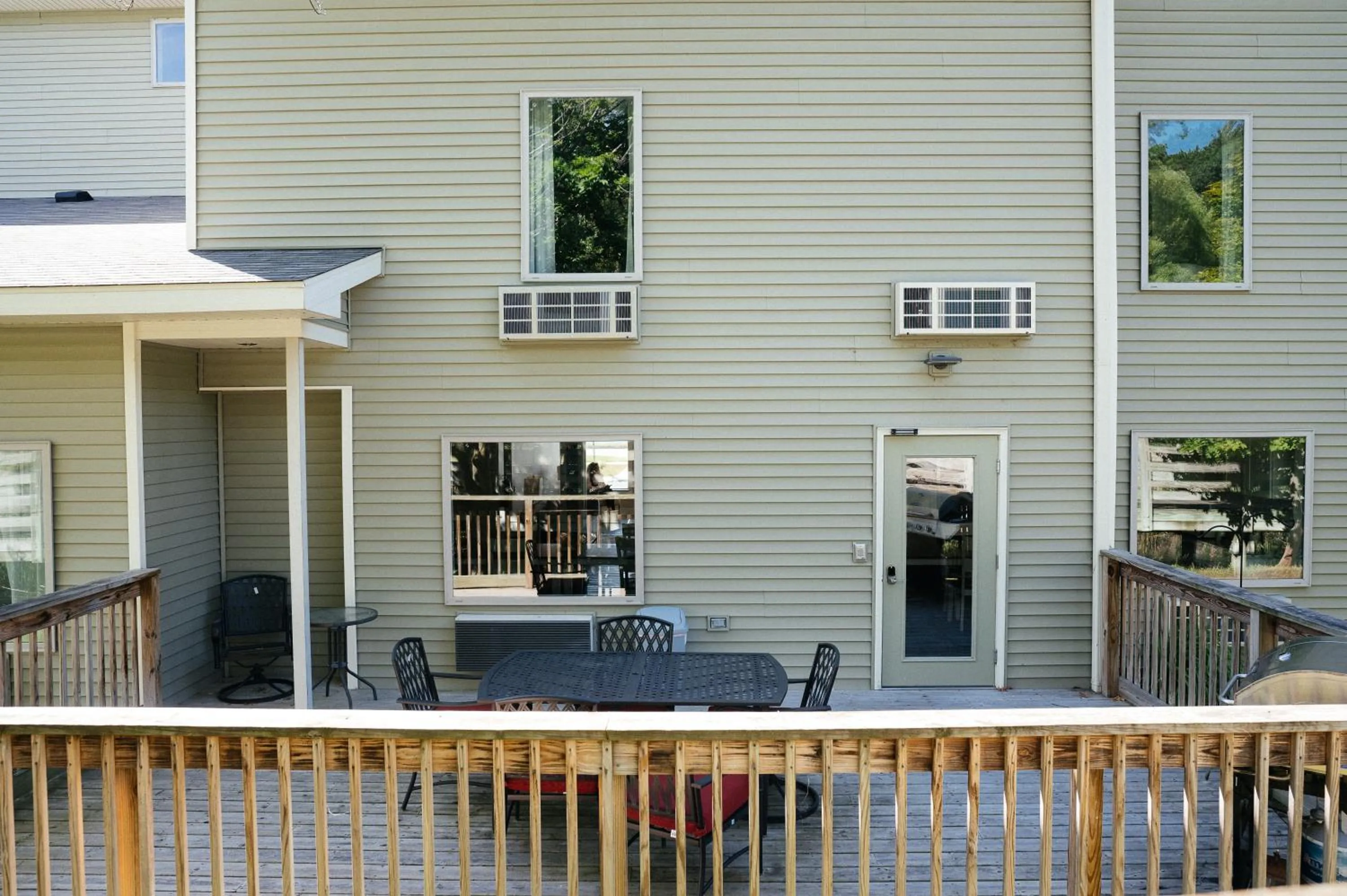 Patio in Kasa Gold Coast Inn Traverse City