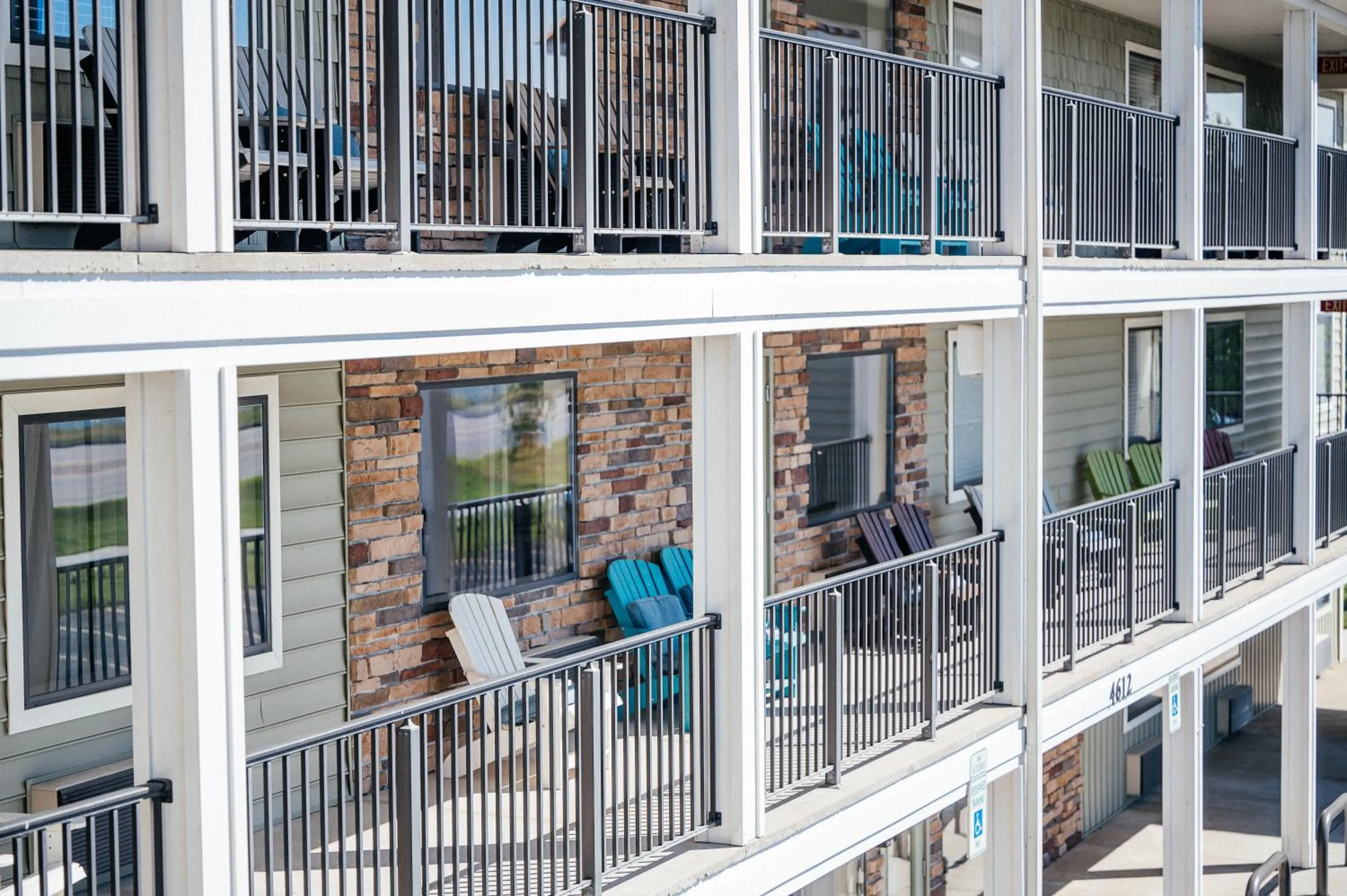 Property building in Kasa Gold Coast Inn Traverse City