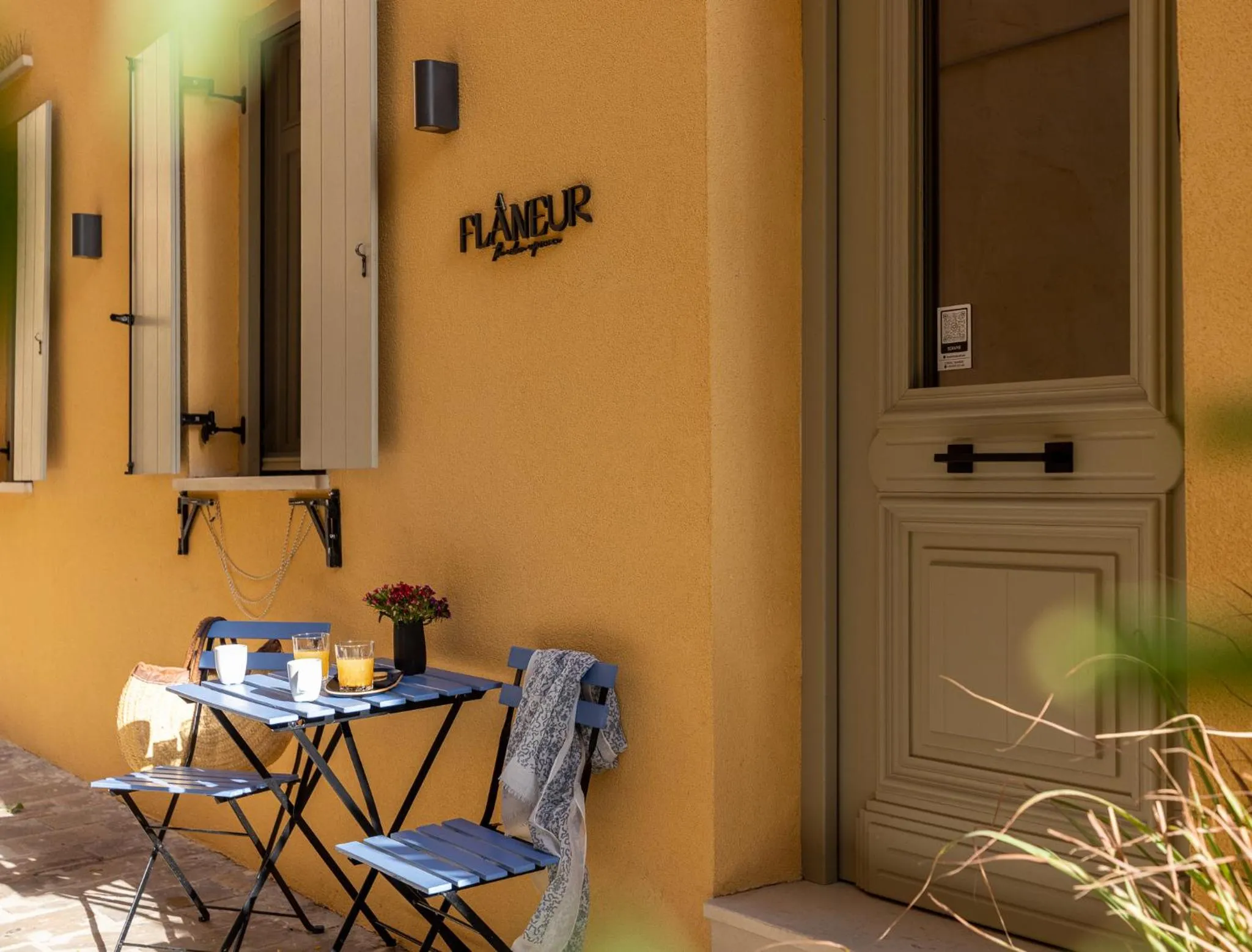 Property building in Flâneur