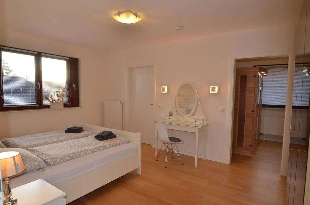 Bed in fewo1846 - Sundowner - luxuriöse Wohnung mit 2 Schlafzimmern und Sonnenterrasse