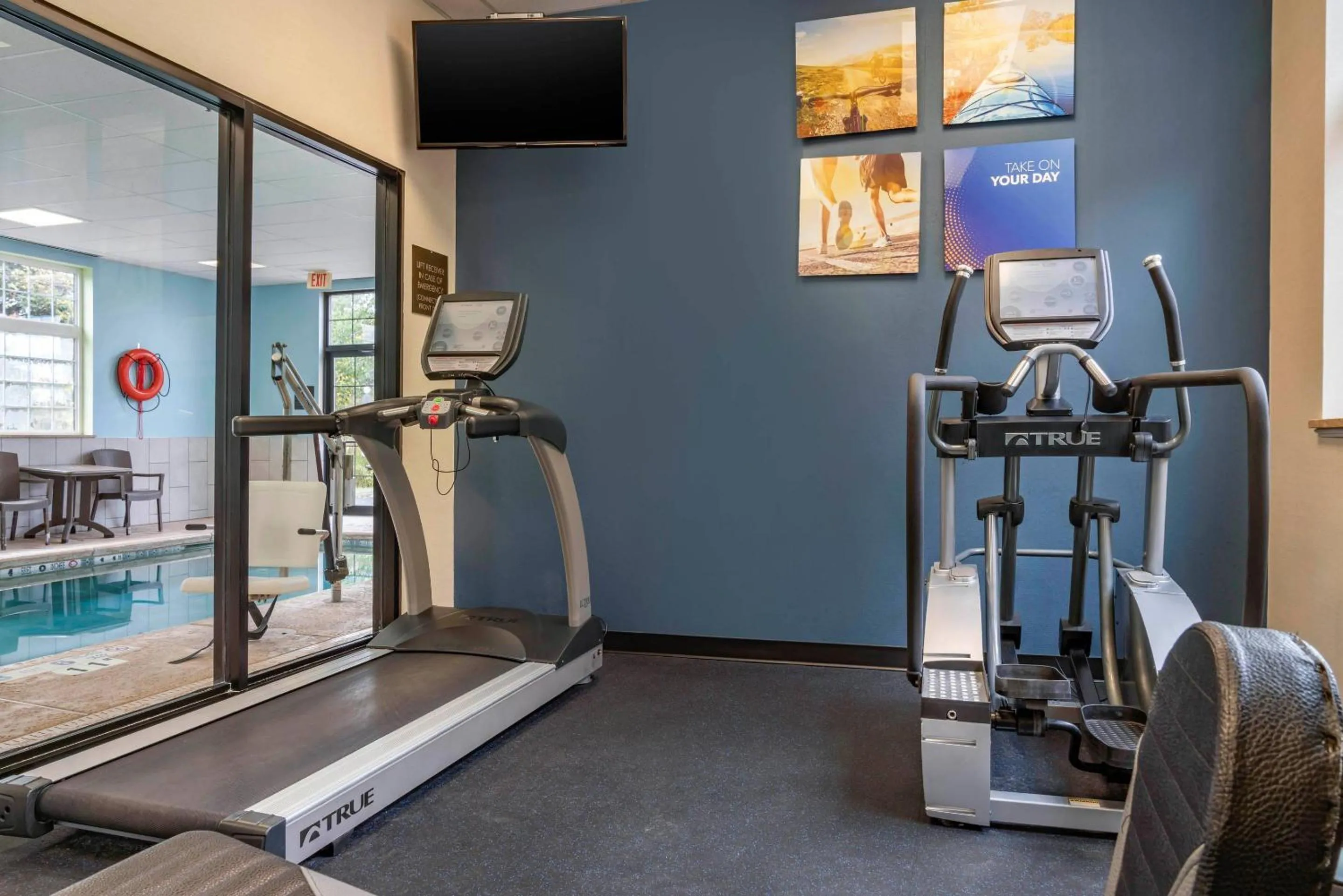 Fitness centre/facilities in Comfort Inn University
