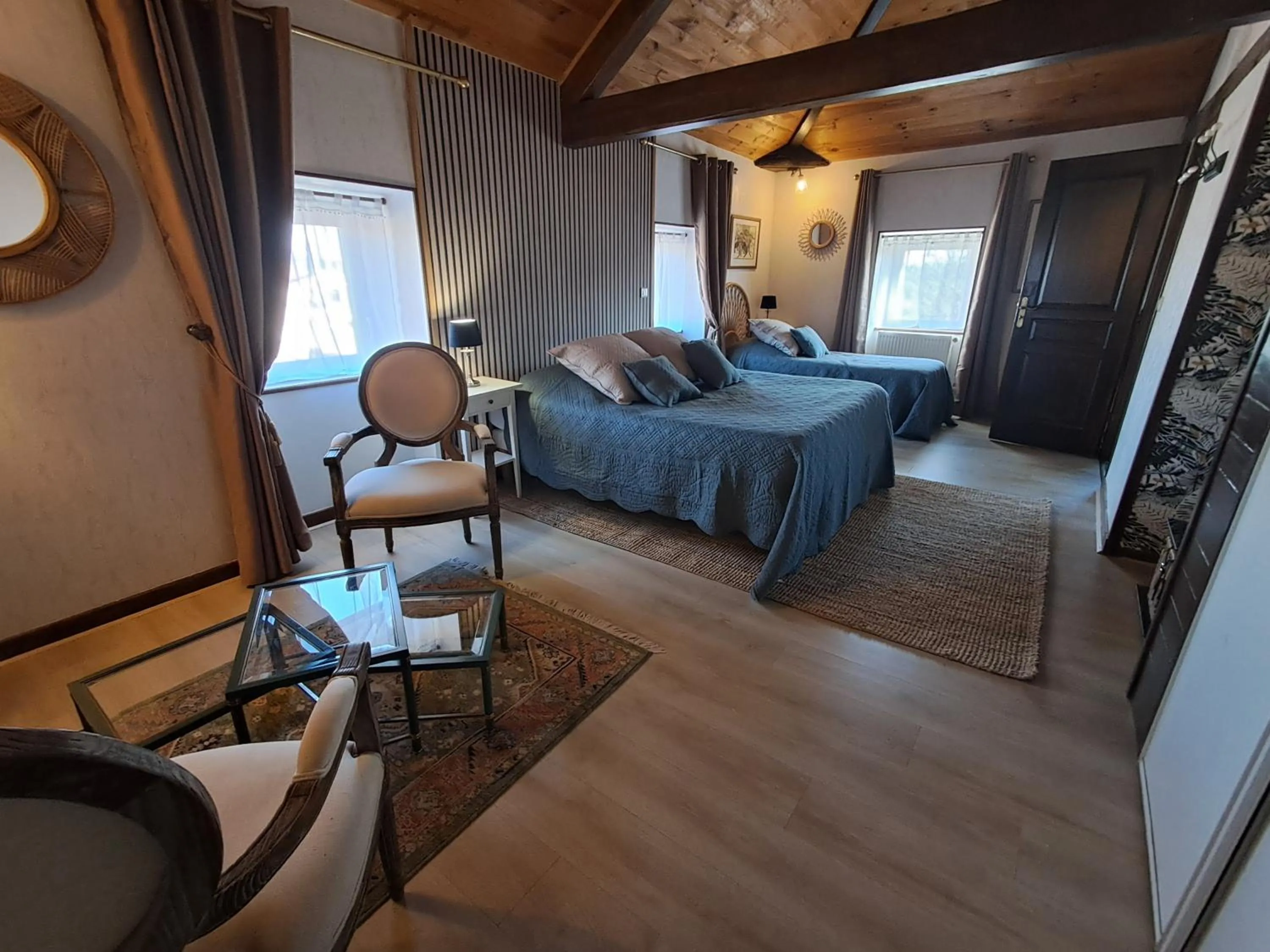 Bedroom, Bed in La maison de Maria