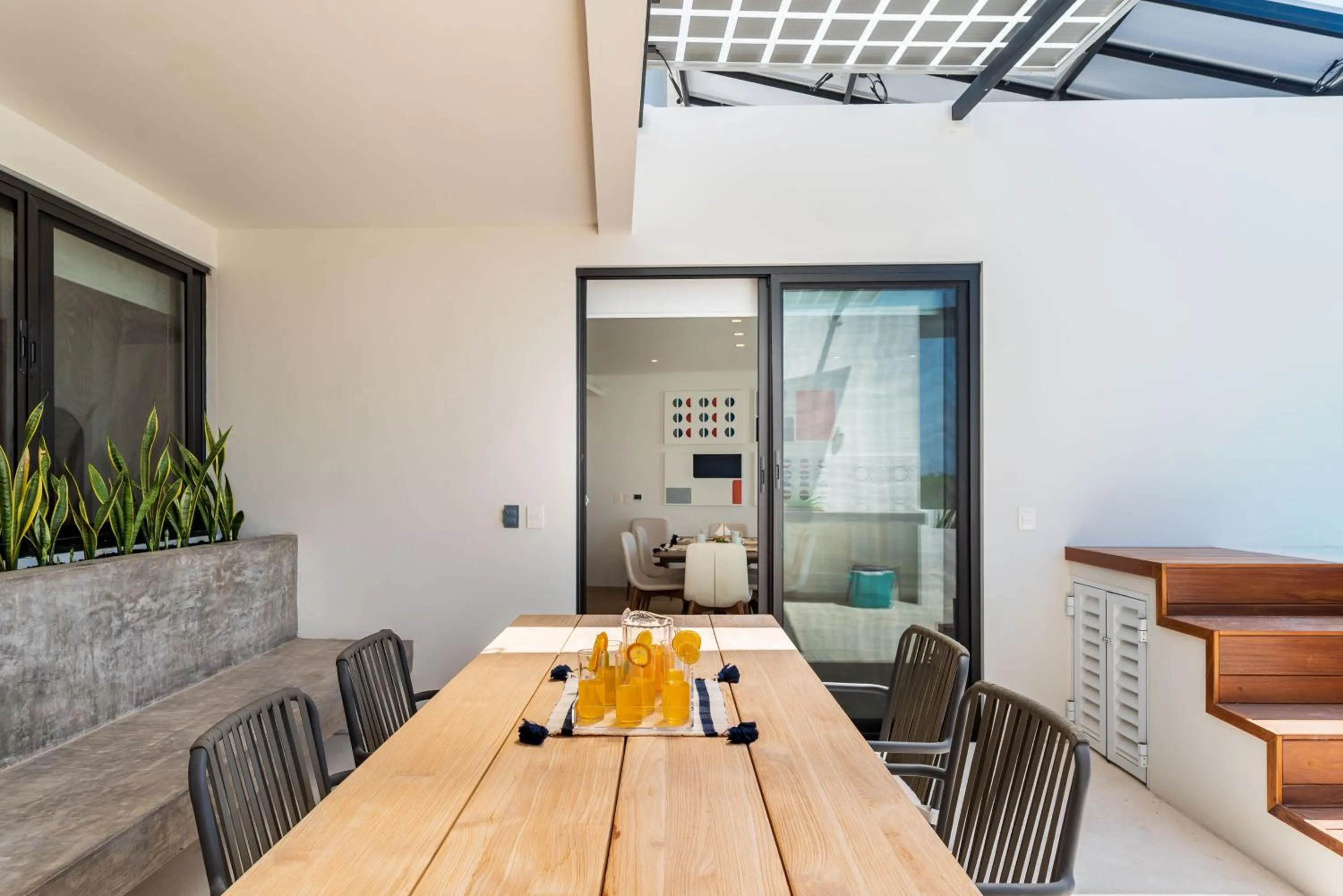 Living room in Central Park Lagunas by Sandy Powerful