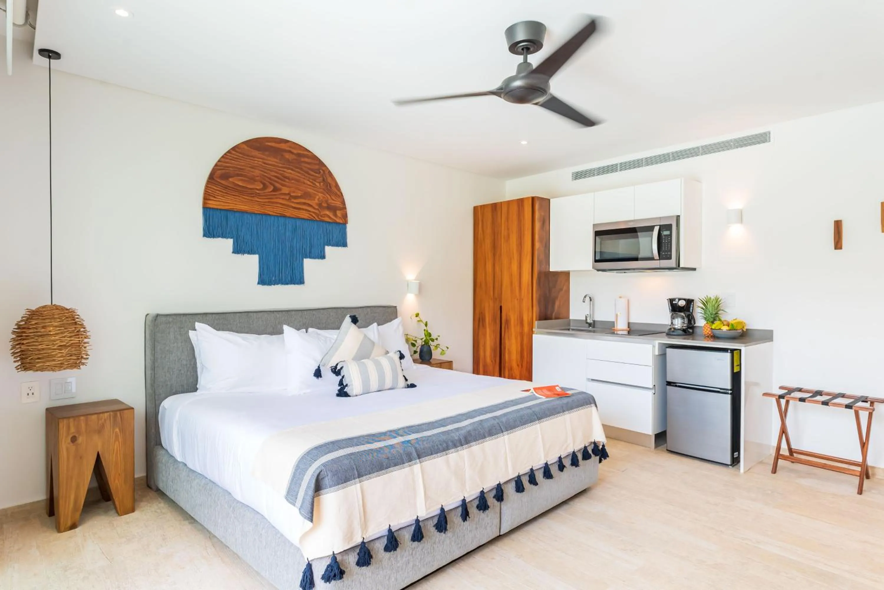 Kitchen or kitchenette, Bed in Central Park Lagunas by Sandy Powerful