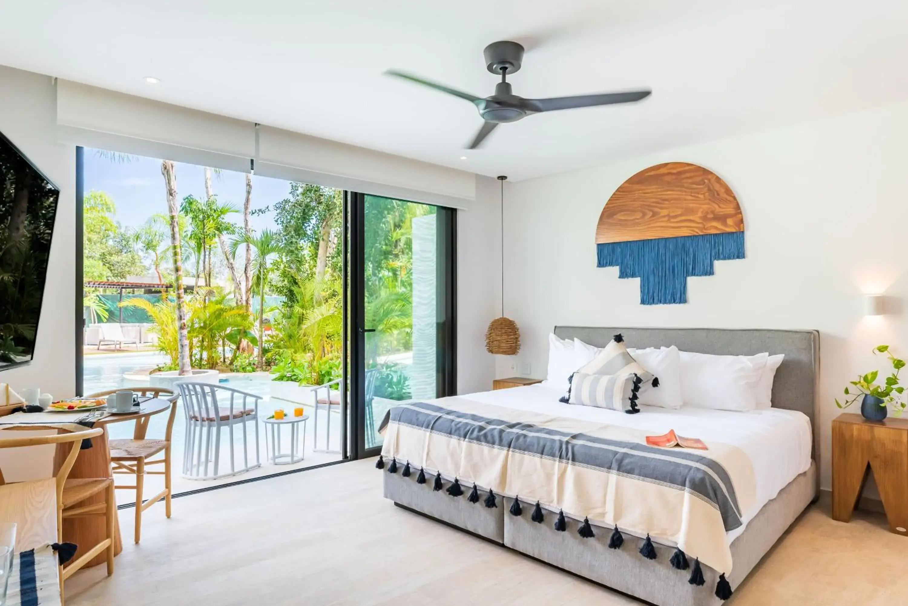 Studio with Pool View in Central Park Lagunas by Sandy Powerful Studio with Pool View in Central Park Lagunas by Sandy Powerful