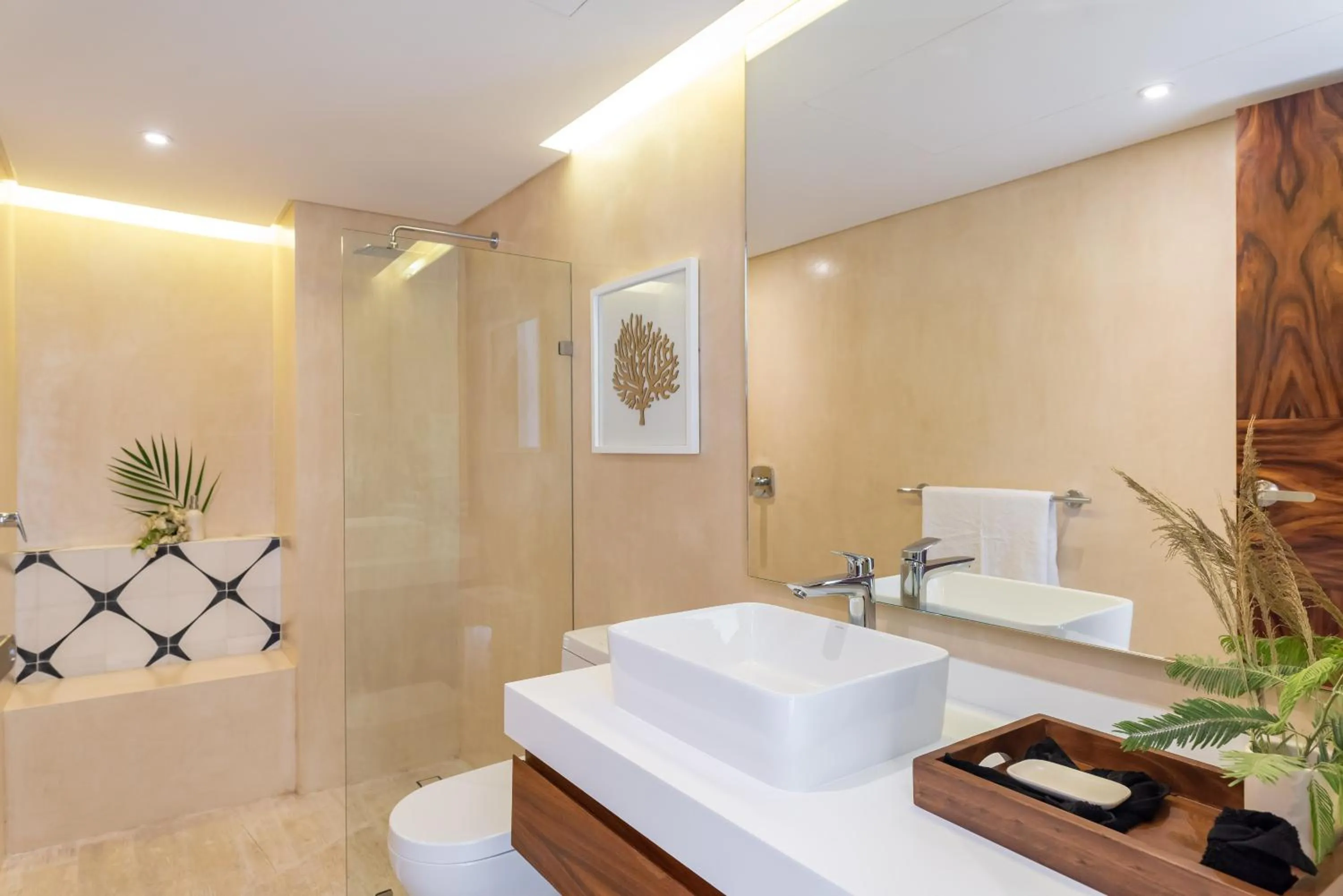 Bathroom in Central Park Lagunas by Sandy Powerful