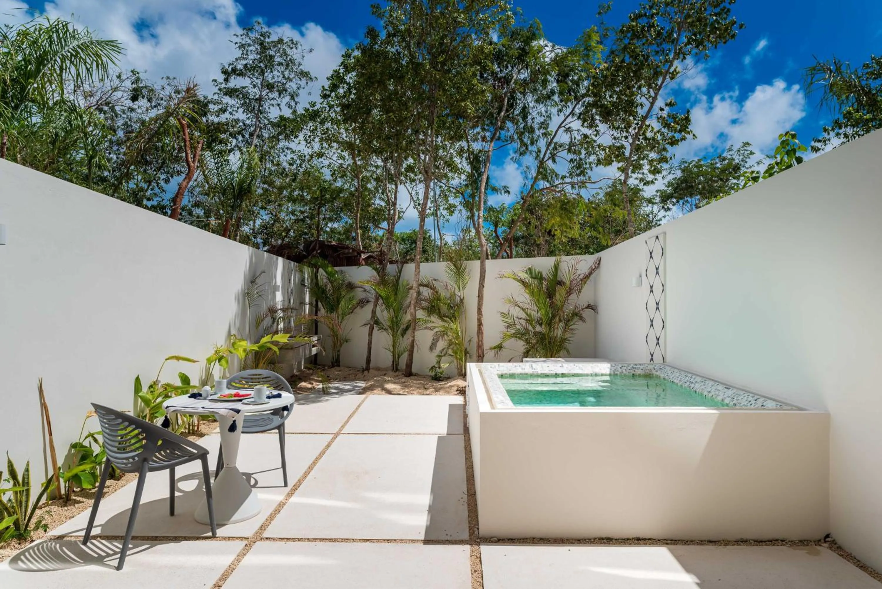 Garden in Central Park Lagunas by Sandy Powerful