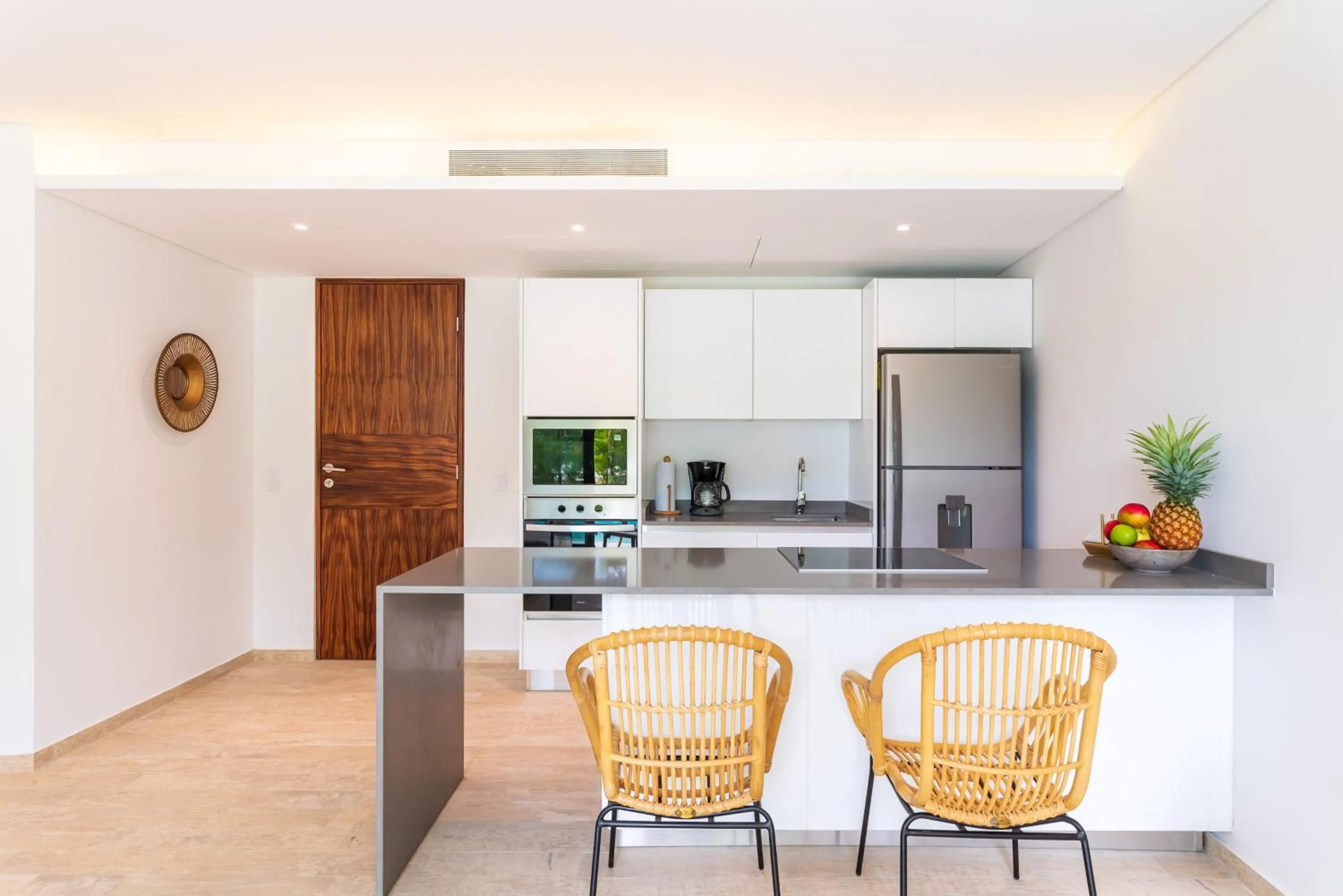 Kitchen or kitchenette in Central Park Lagunas by Sandy Powerful