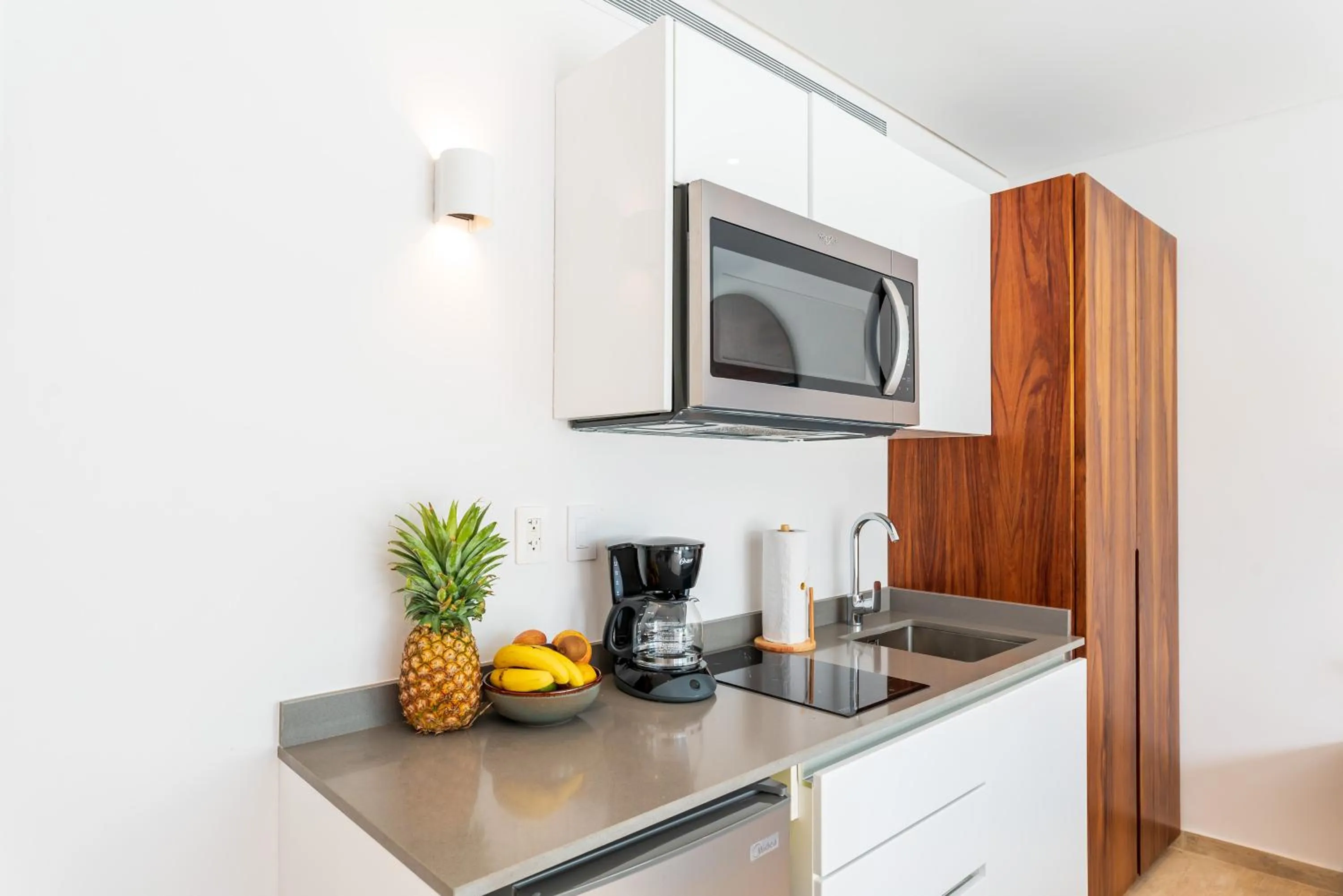 Kitchen or kitchenette in Central Park Lagunas by Sandy Powerful