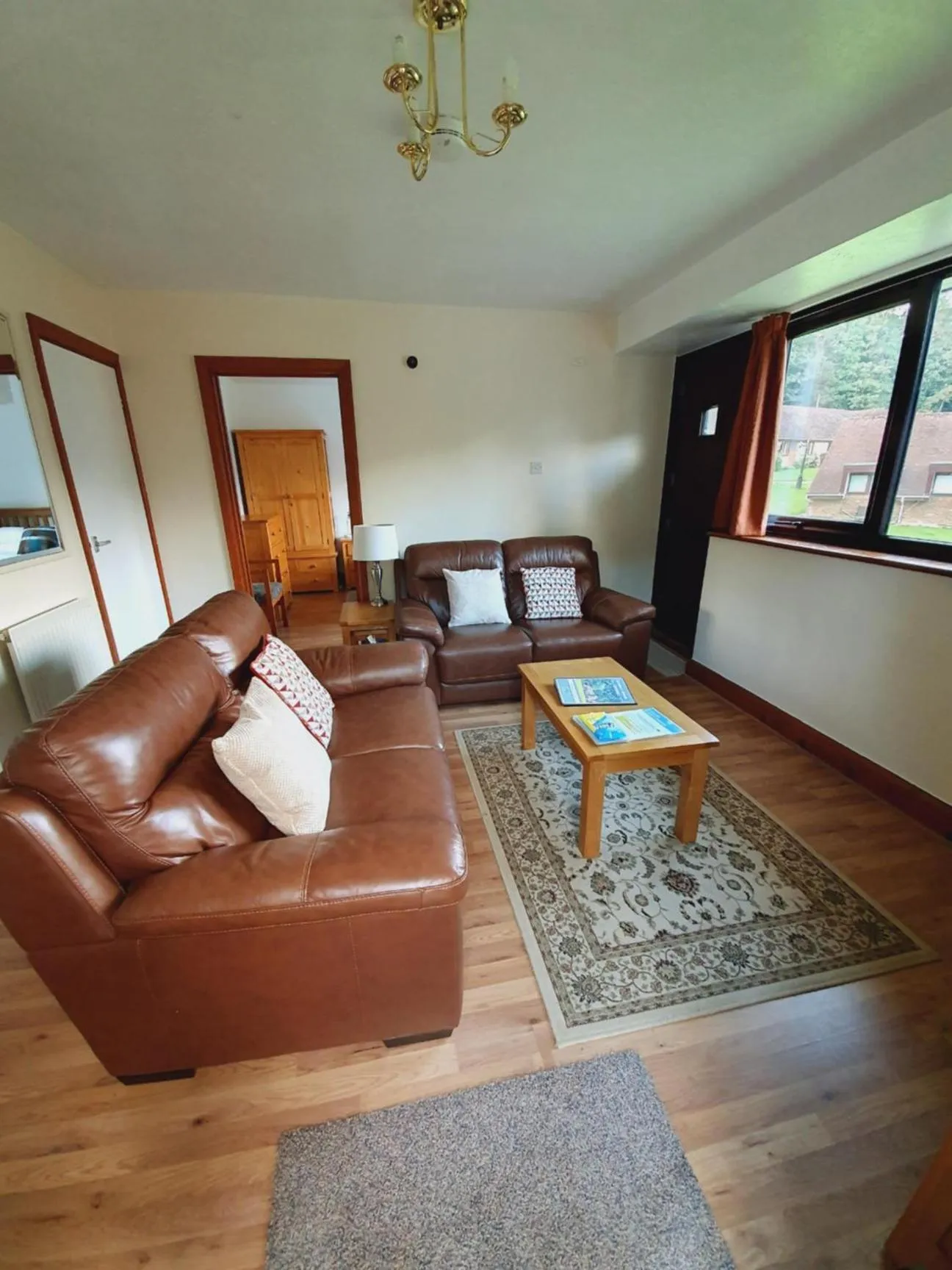 Property building in Glyndley Manor Cottages