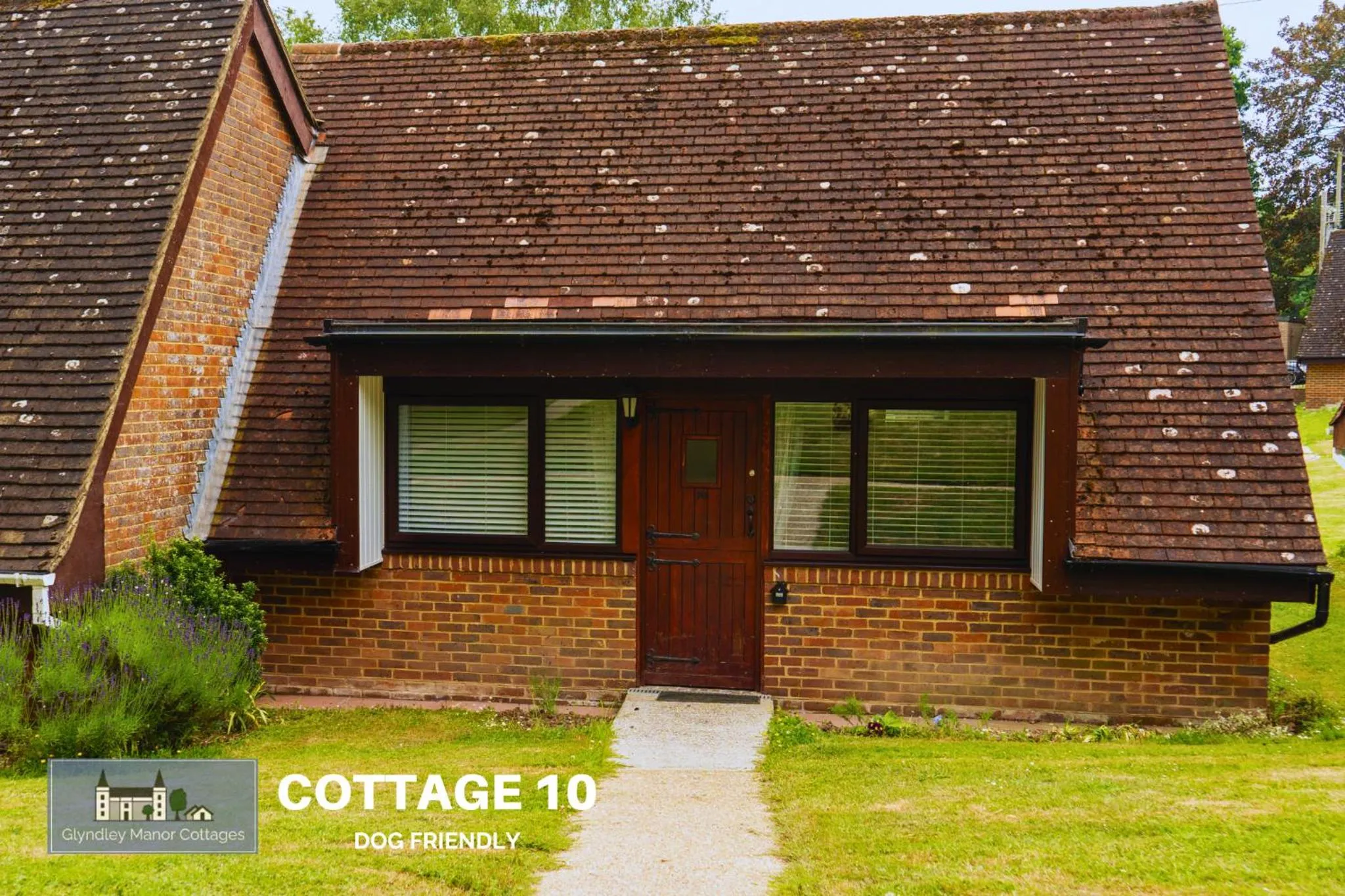 Property building in Glyndley Manor Cottages