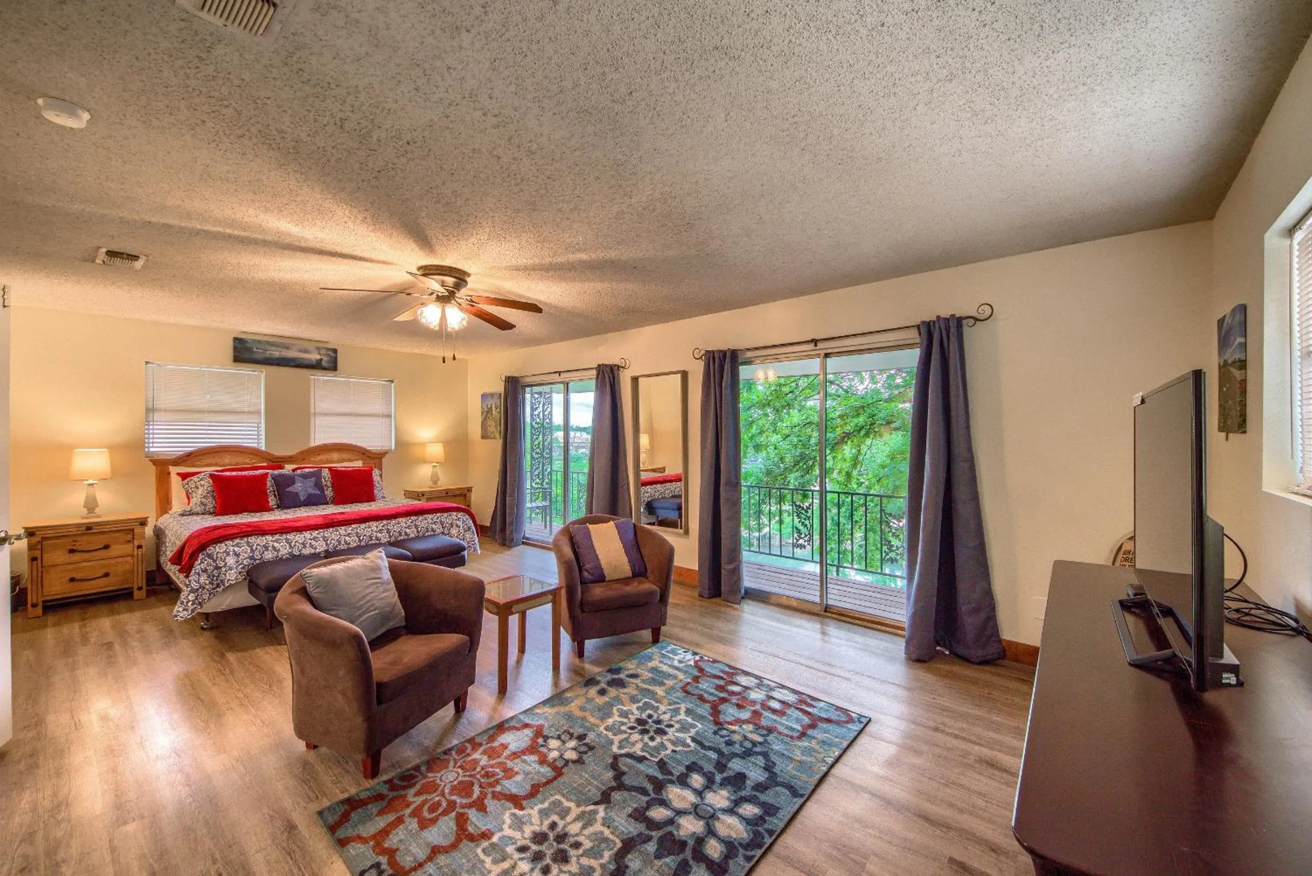 Other, Bed in Texas River Haus LD 1683