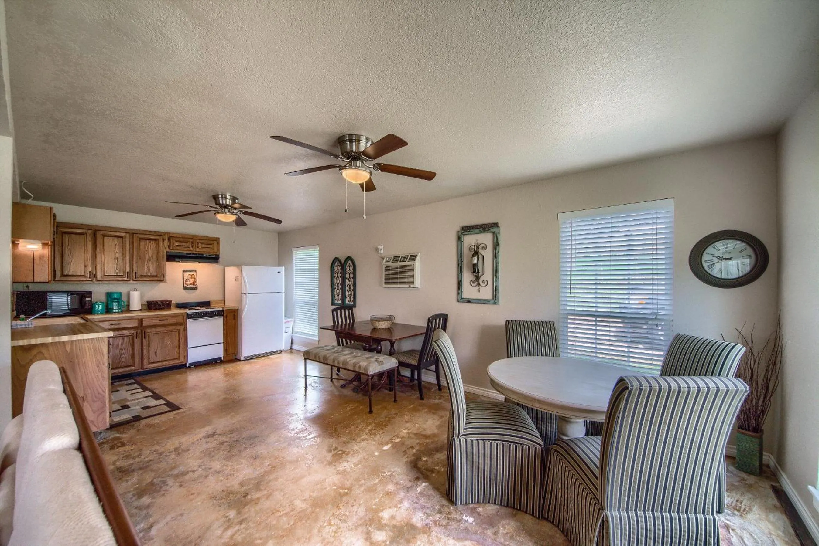 Other in CL 1105C A Shore Thing