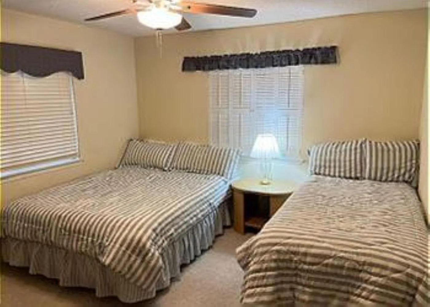 Other, Bed in CL 1055 Blue Diamond Retreat