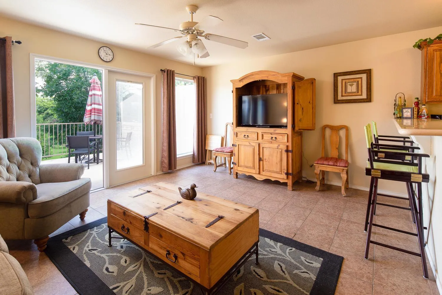 Other in 5 O Clock Somewhere WW H302