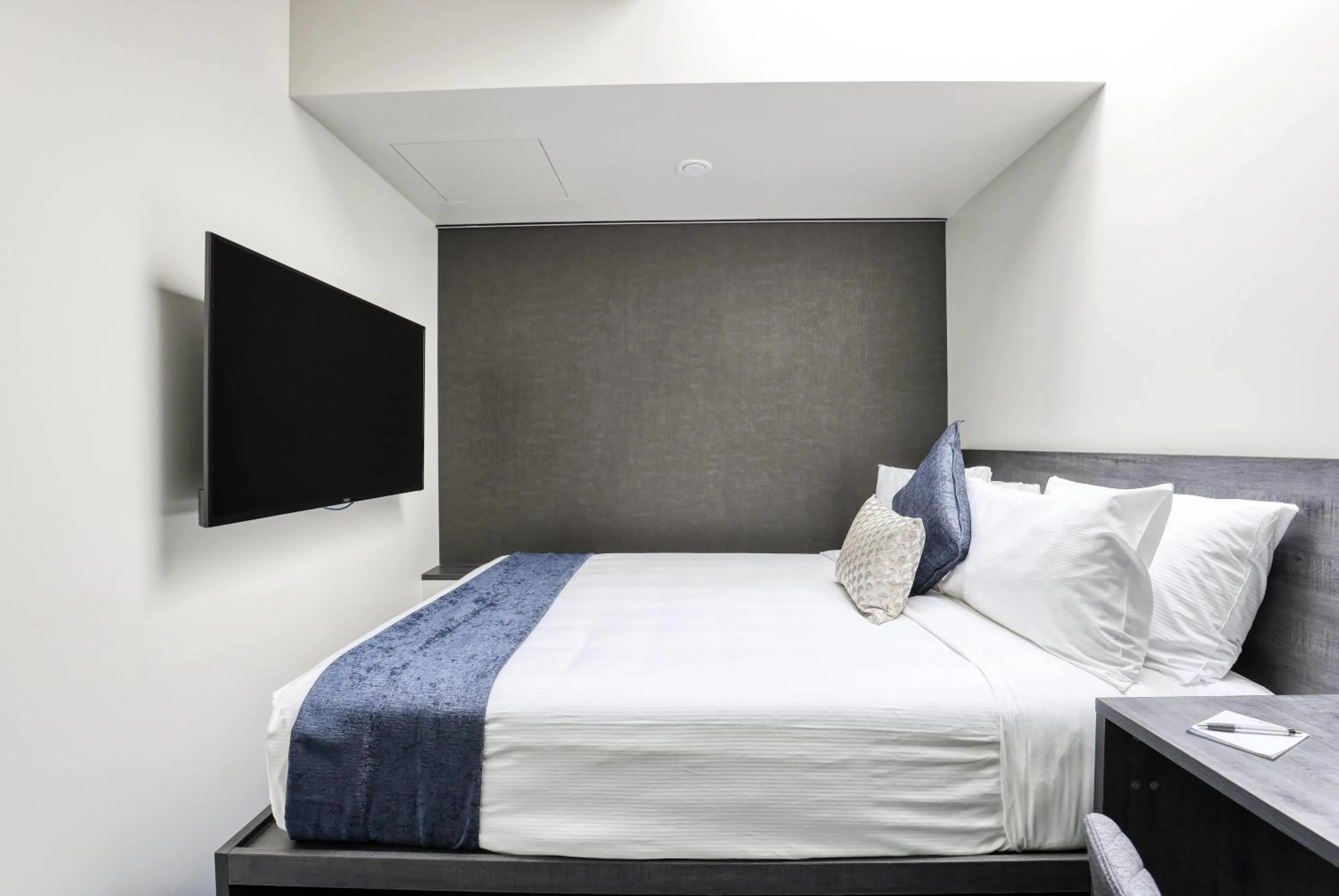 Photo of the whole room, Bed in Microtel by Wyndham Wellington