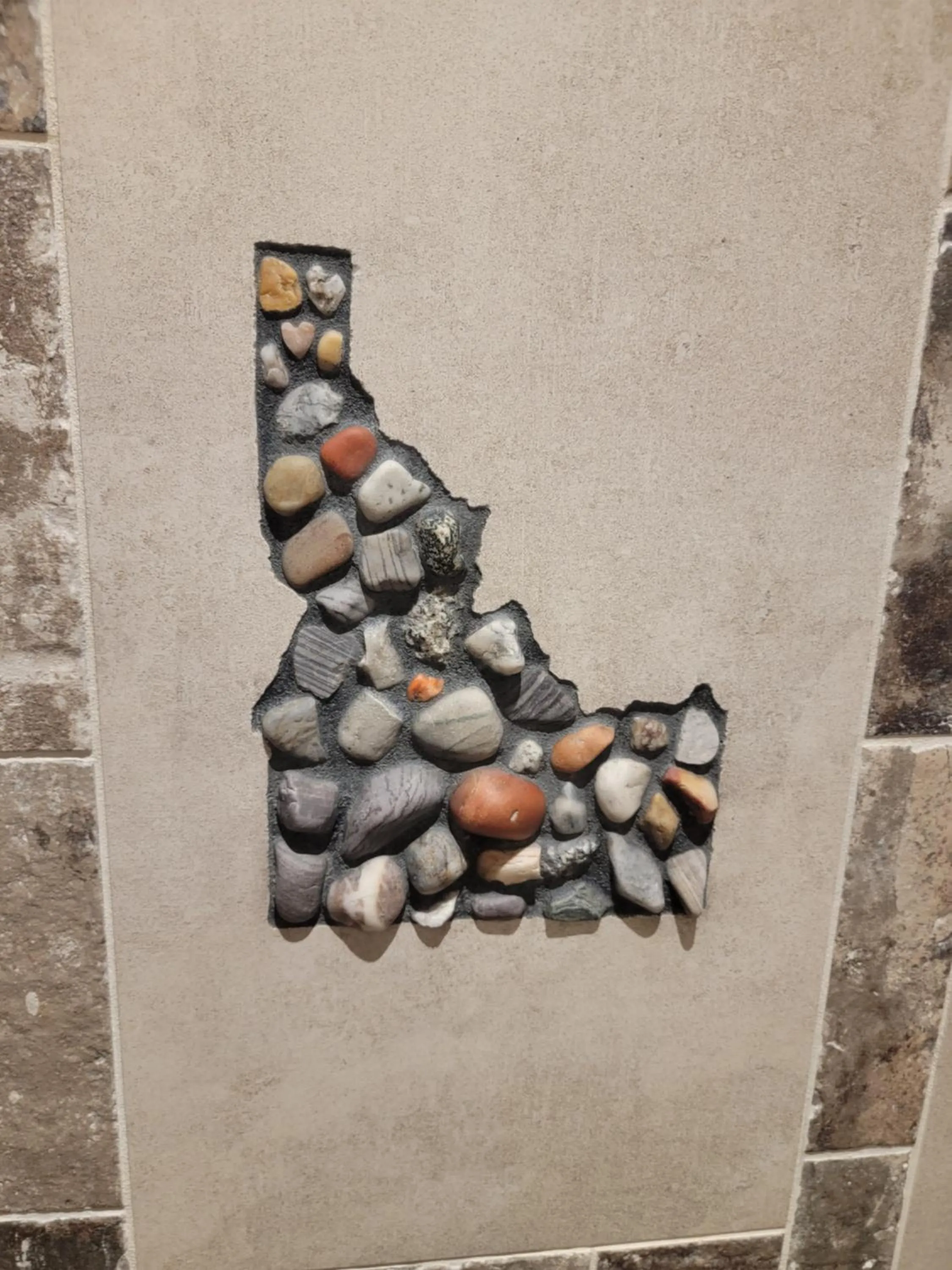 Shower in The Colburn Schoolhouse - Geography suite