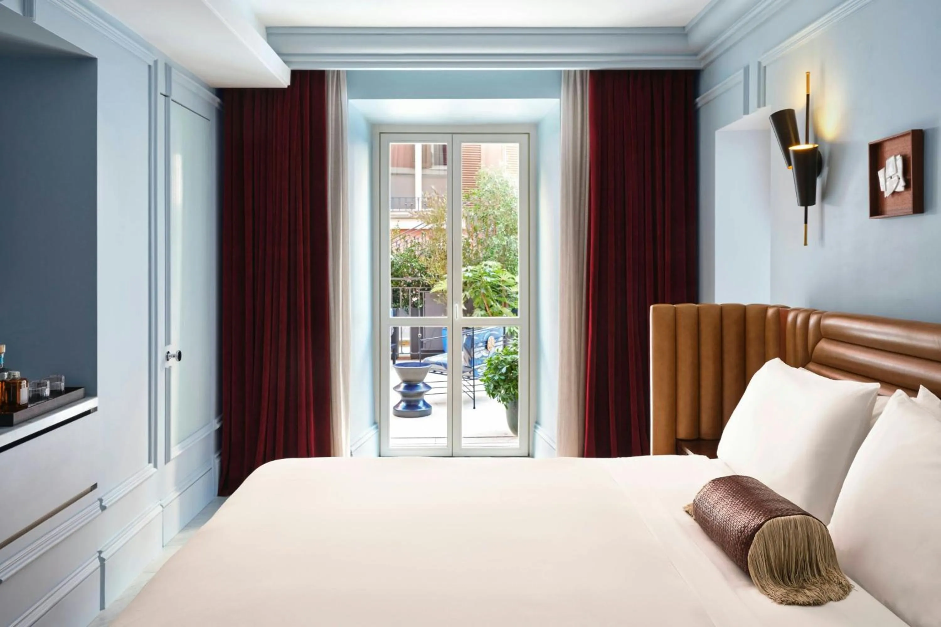 Bedroom, Bed in W Rome