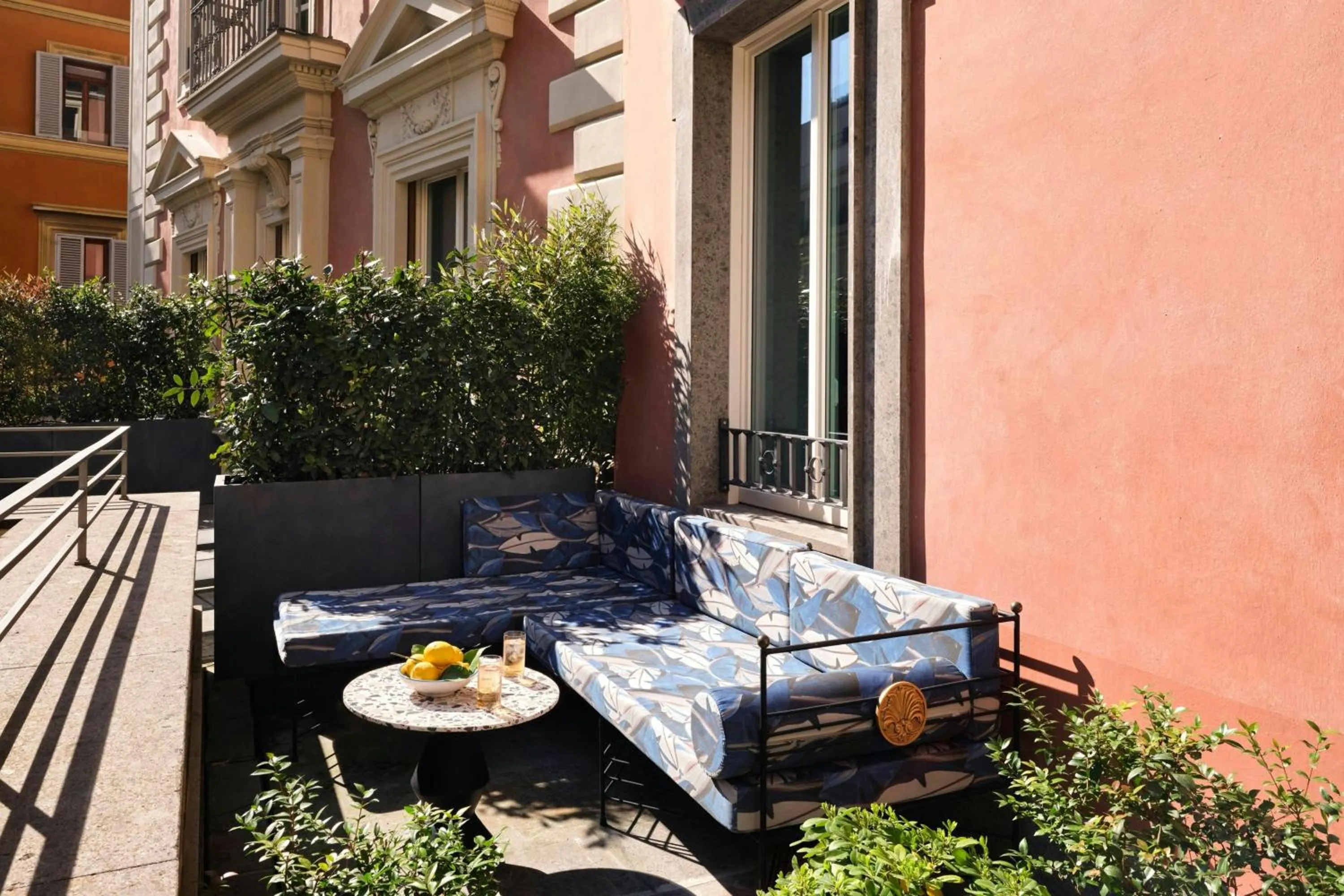 Photo of the whole room in W Rome