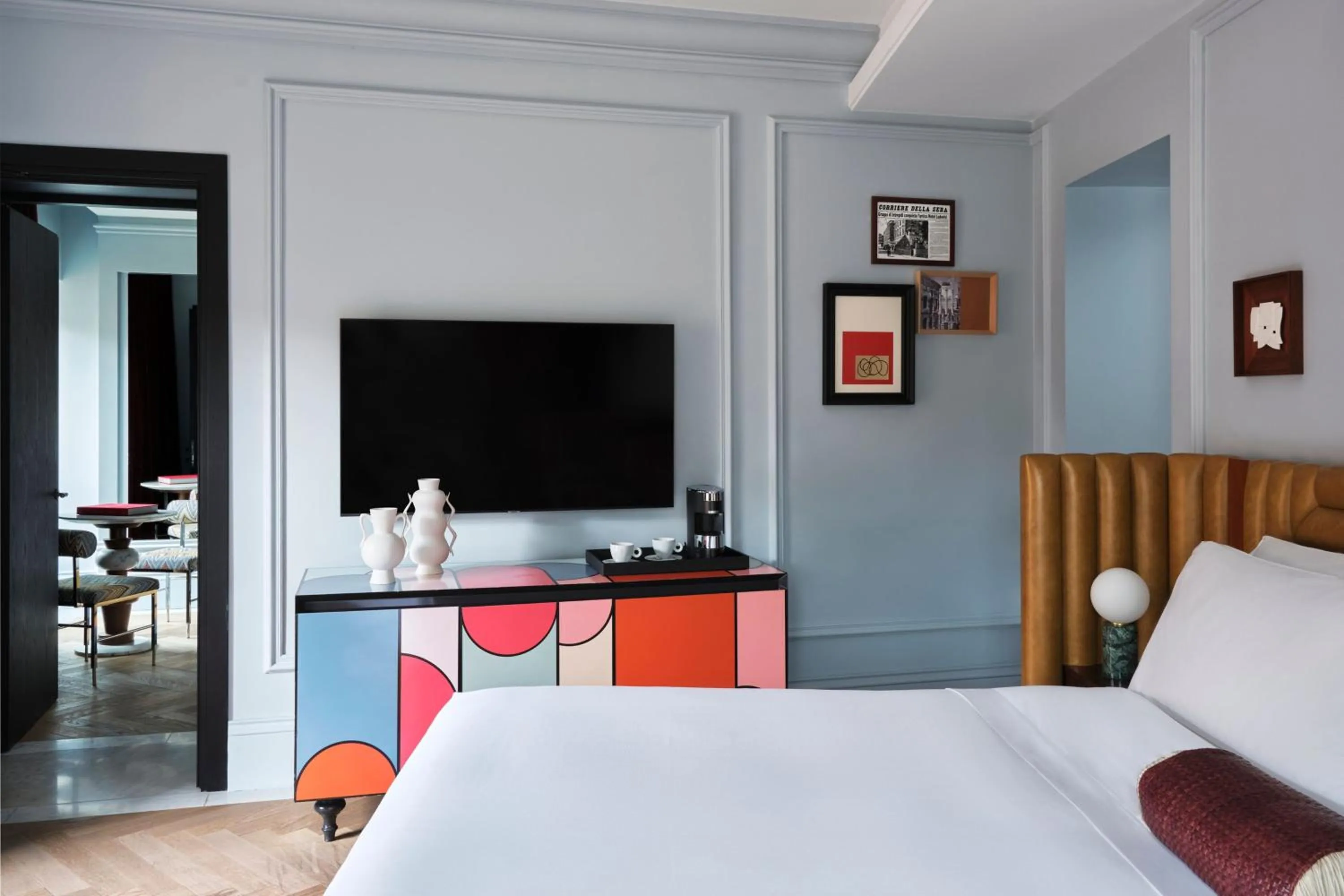 Photo of the whole room, Bed in W Rome