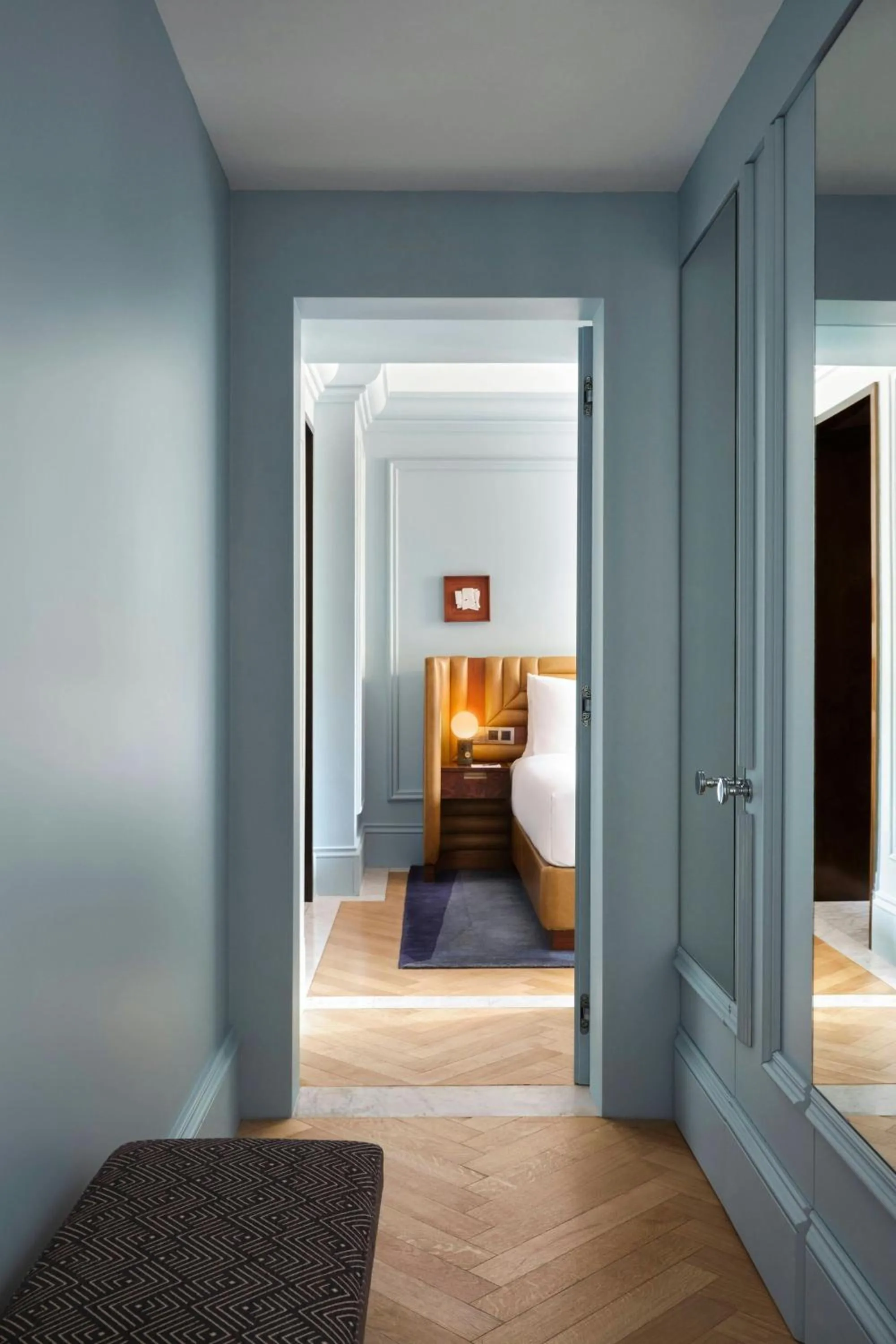 Photo of the whole room, Bed in W Rome