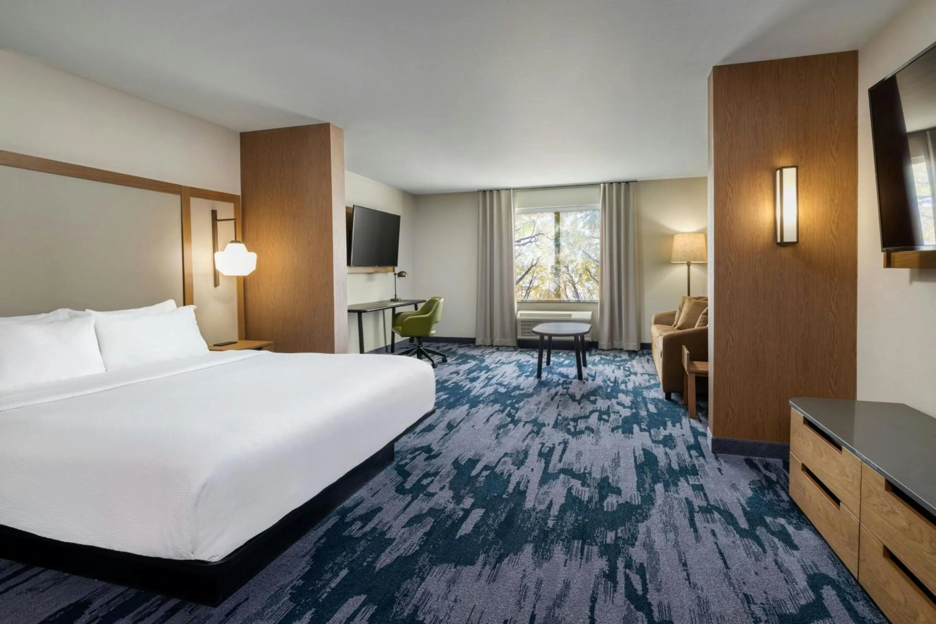 Photo of the whole room, Bed in Fairfield by Marriott Inn & Suites Louisville Shepherdsville
