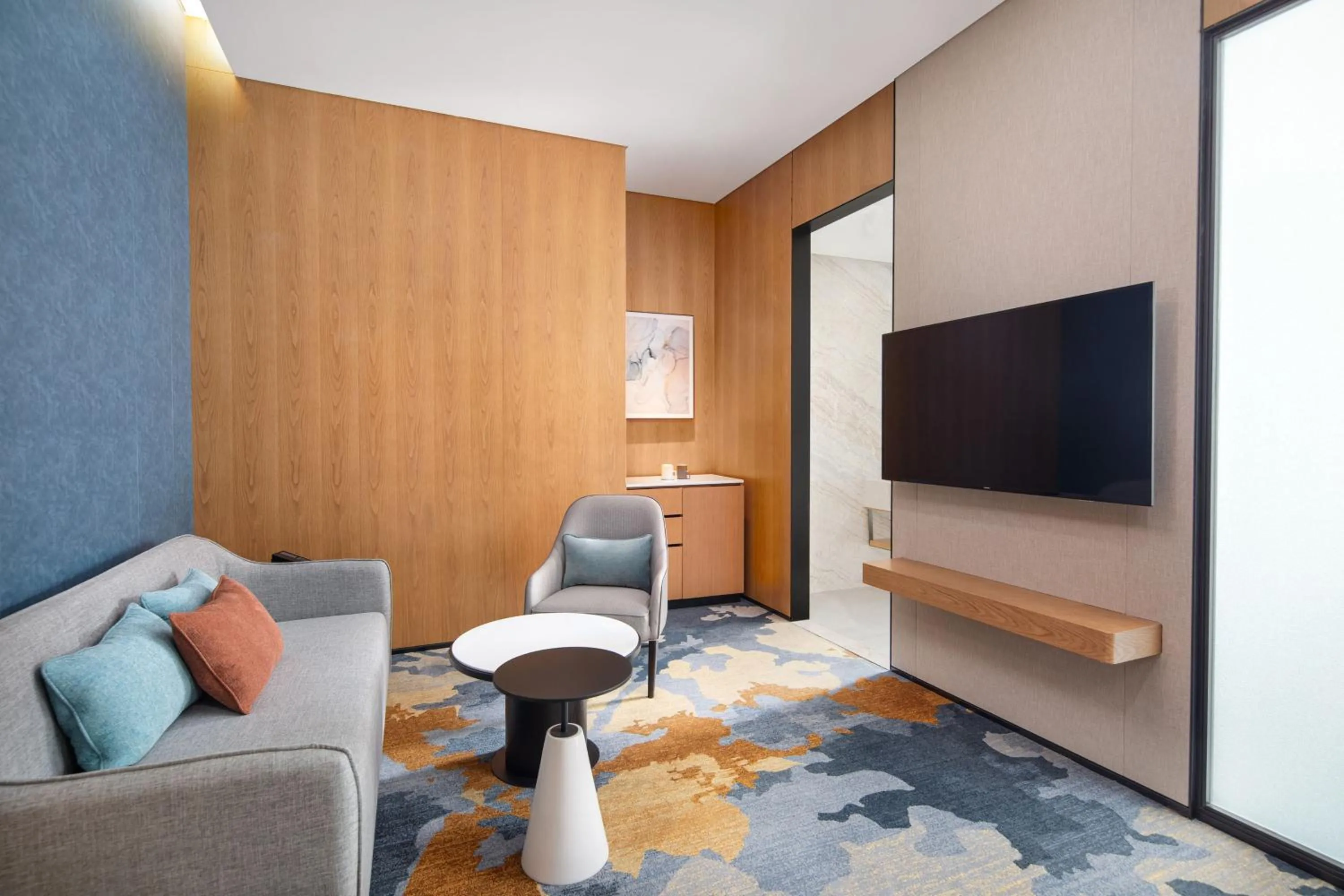 Bedroom in Four Points by Sheraton Shanghai Jiading