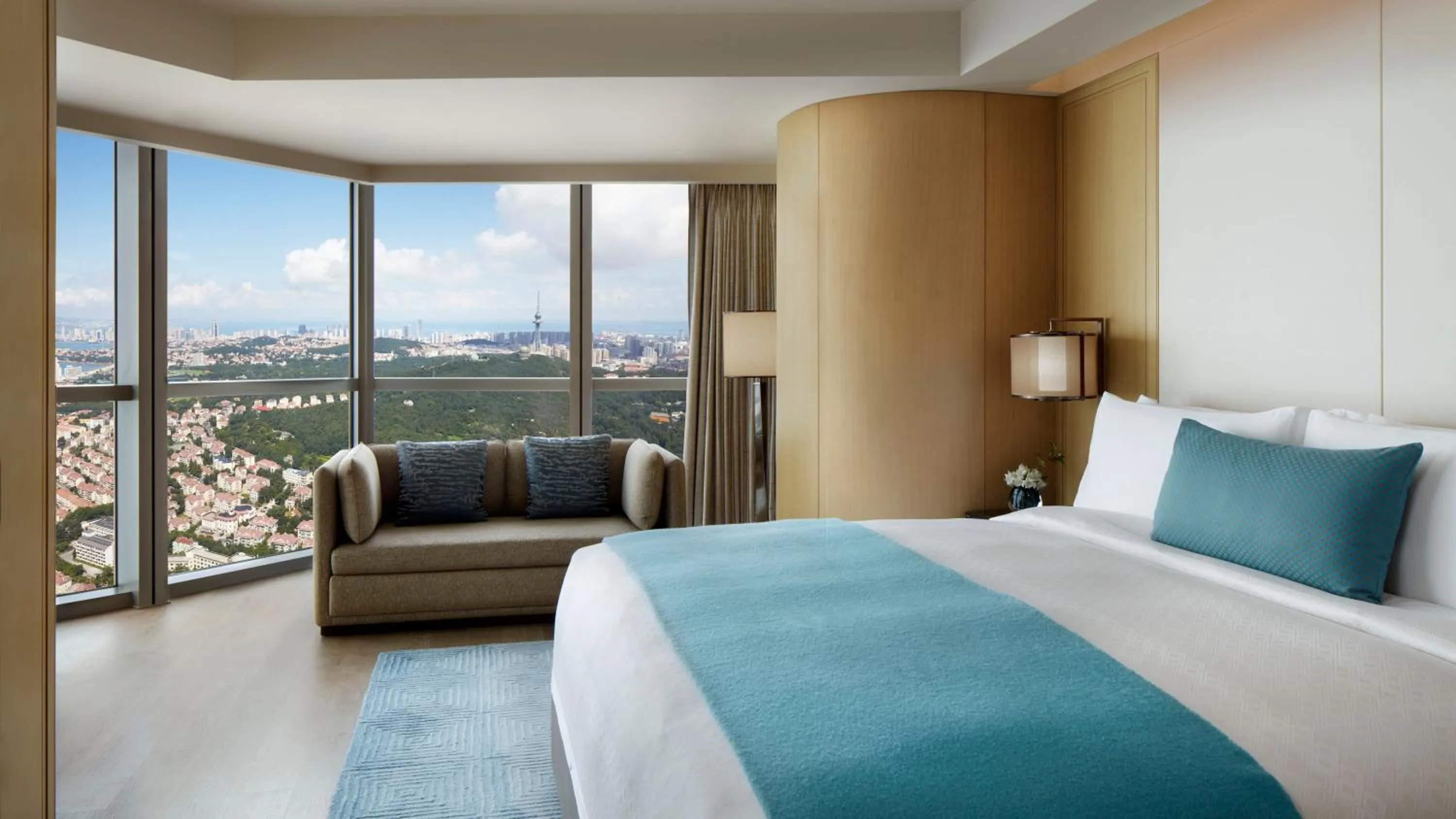 View (from property/room), Bed in The St. Regis Qingdao