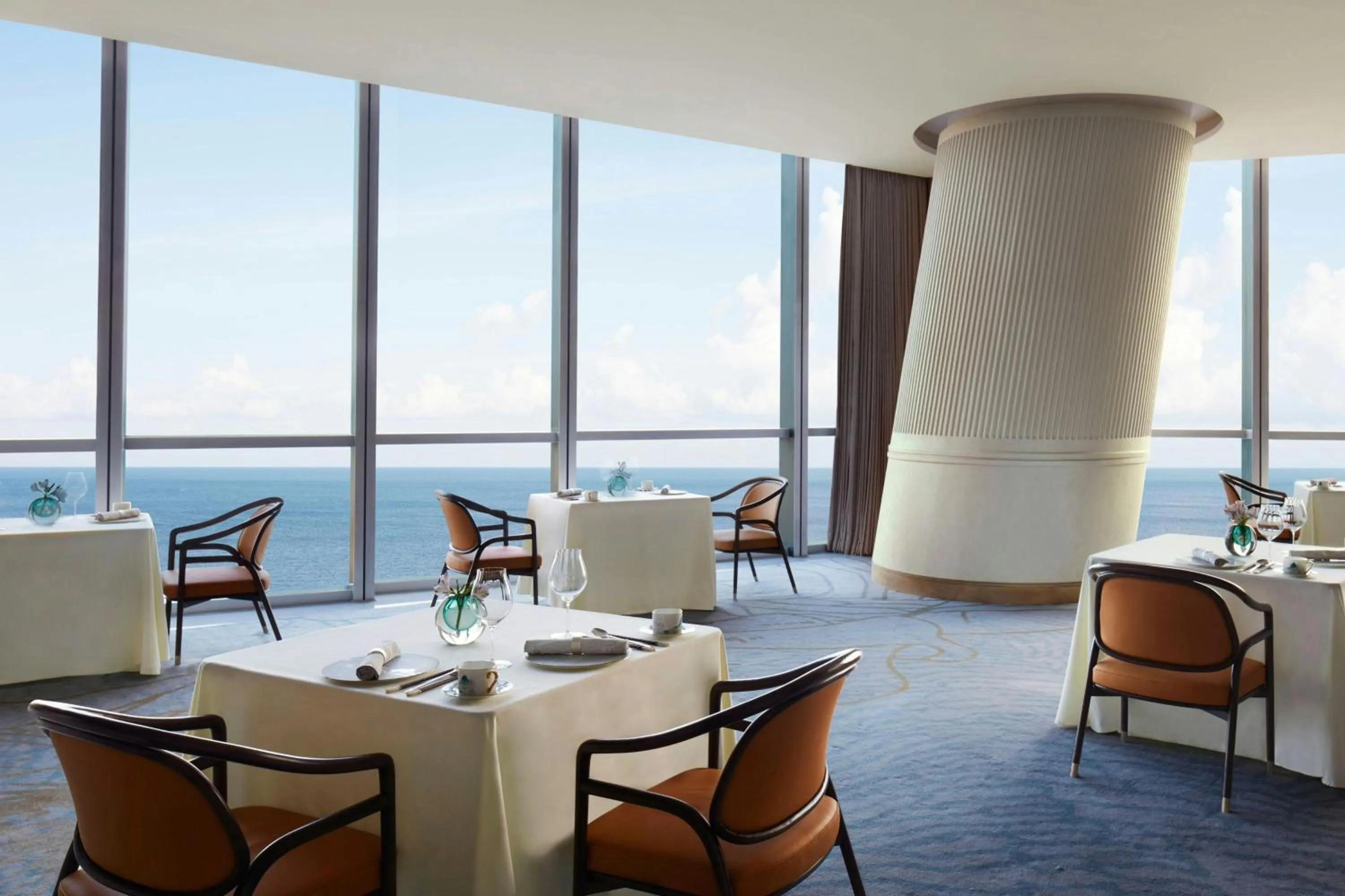 Restaurant/places to eat in The St. Regis Qingdao