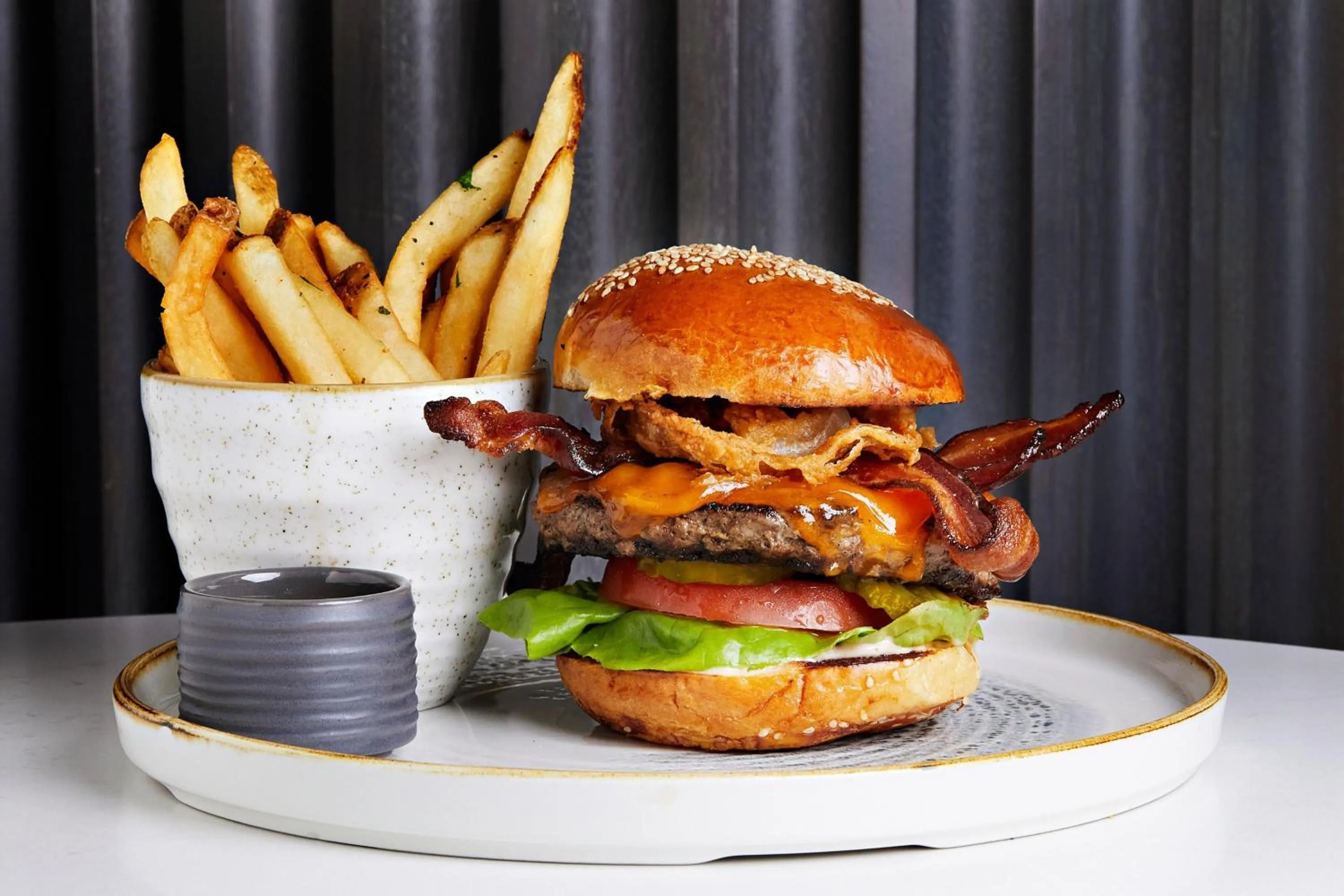 Restaurant/places to eat in Marriott Bethesda Downtown at Marriott HQ