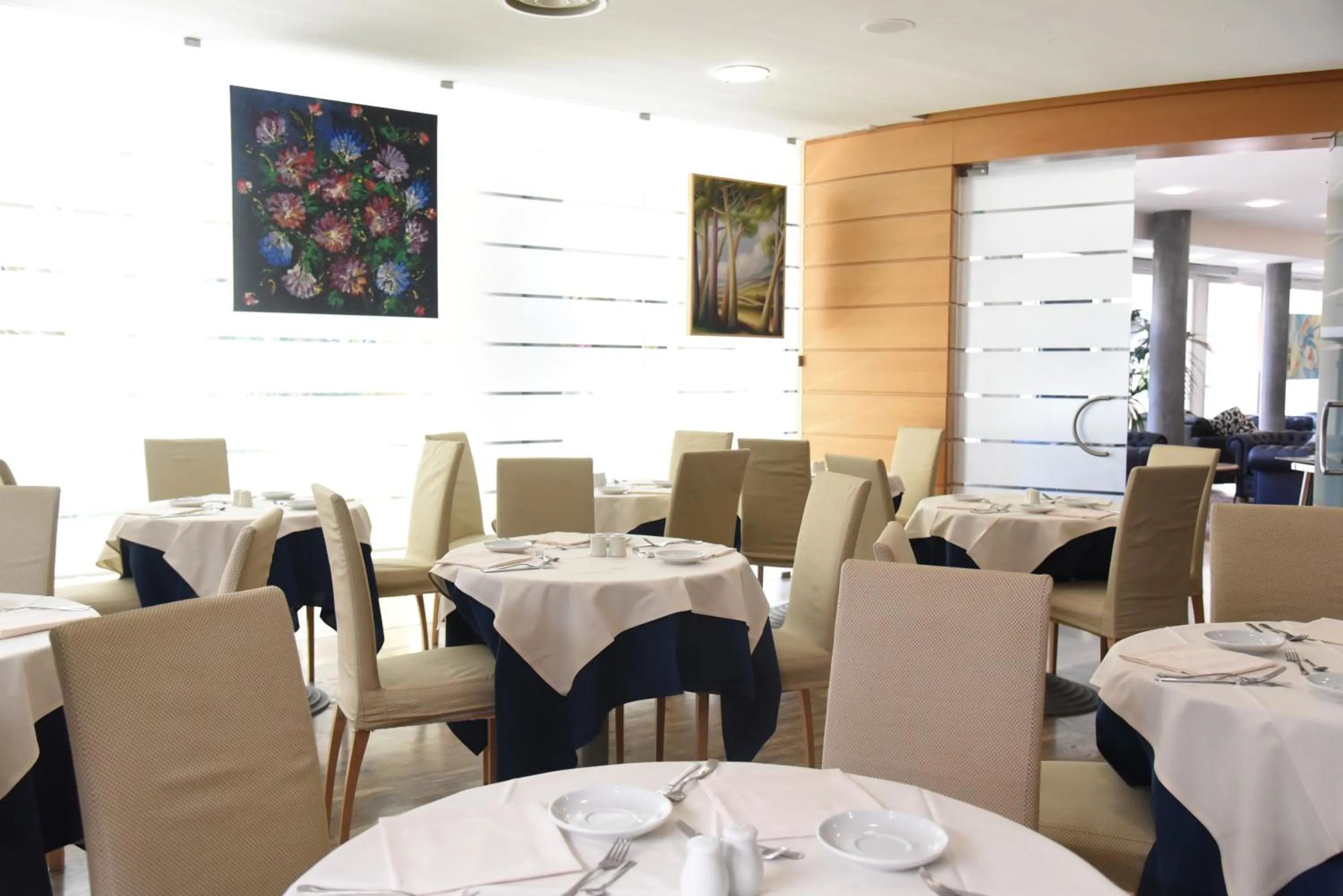 Breakfast in HOTEL DUCA D'AOSTA