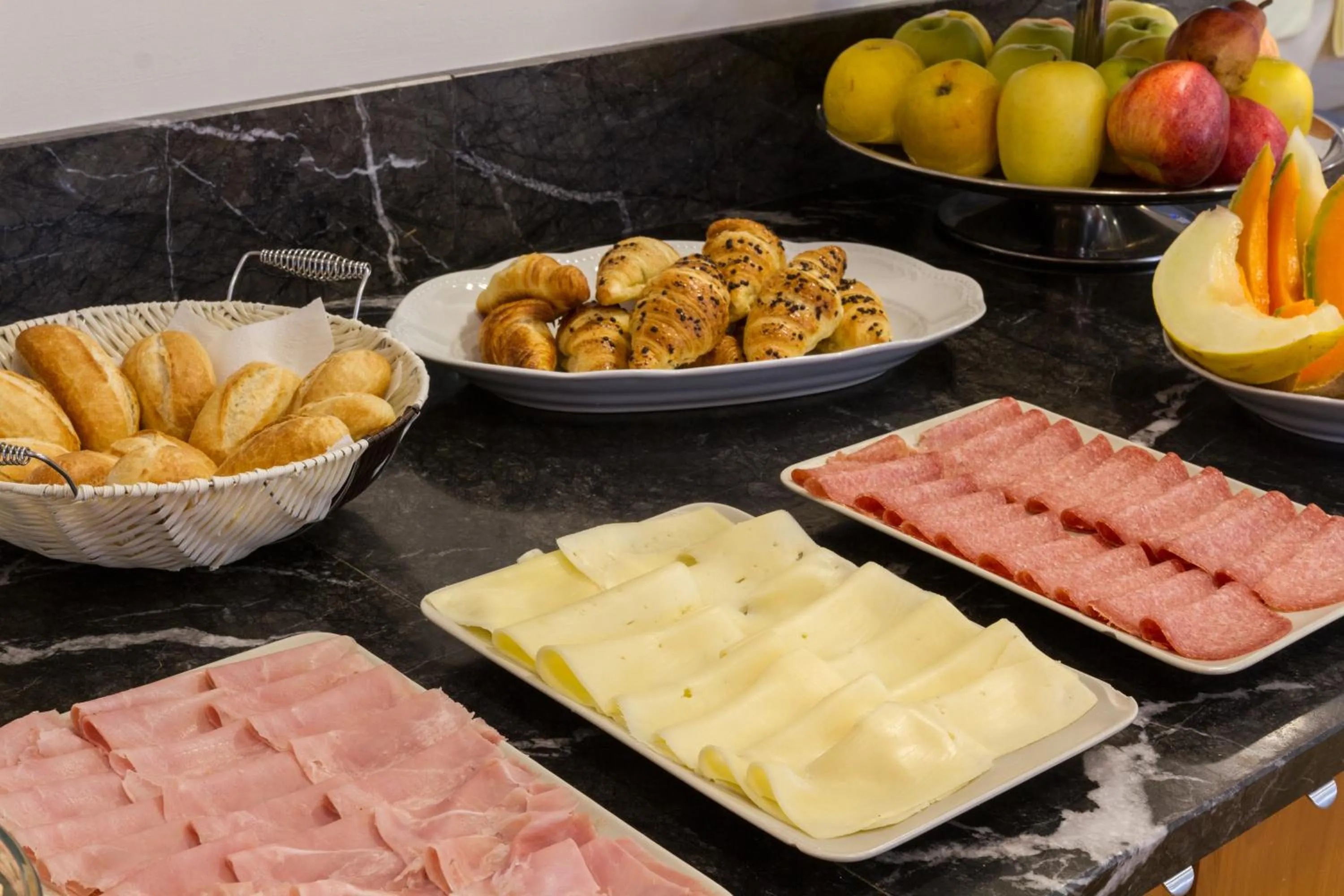 Food and drinks in HOTEL DUCA D'AOSTA