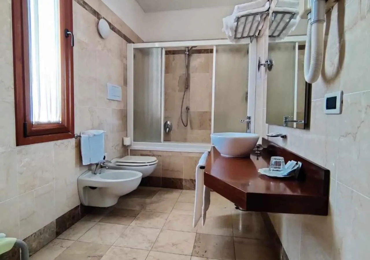 Bathroom in HOTEL DUCA D'AOSTA