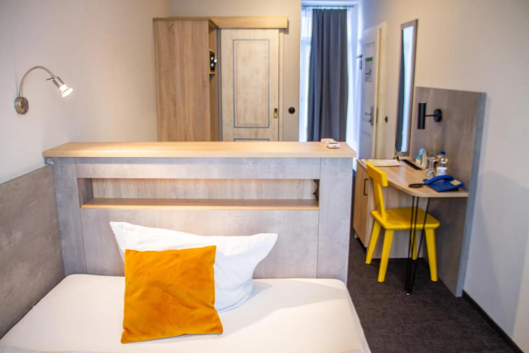 Bed in Hotel-Restaurant Steuermann