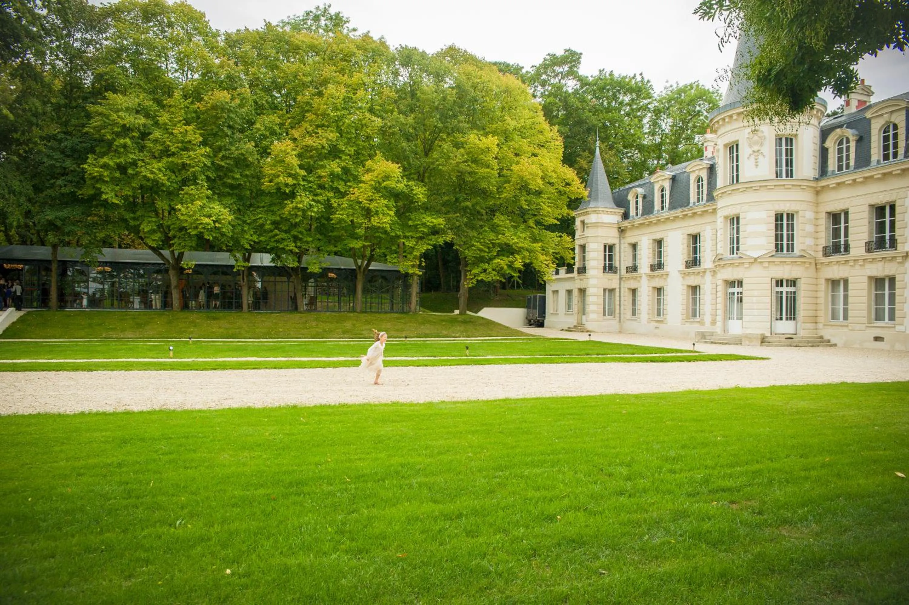 Garden in Le Château d Hardricourt