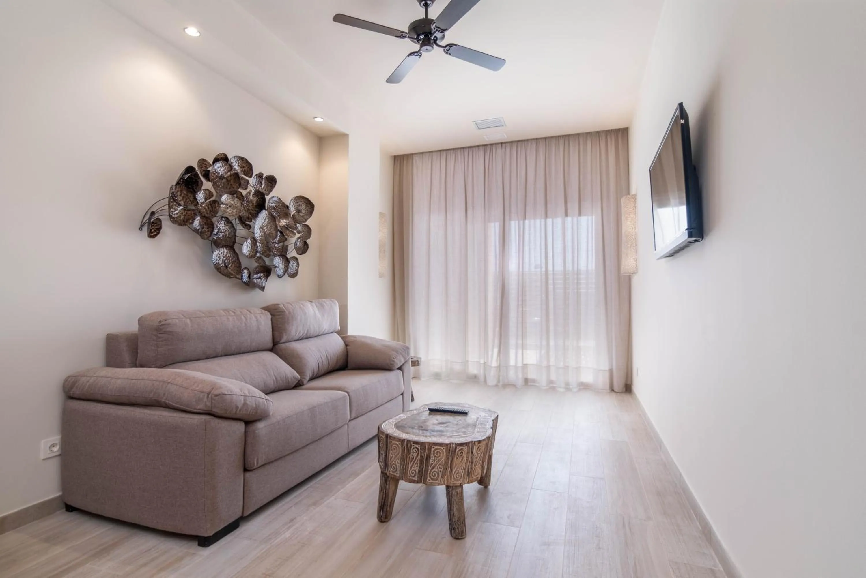 Living room in Tarifa Suites by QHotels