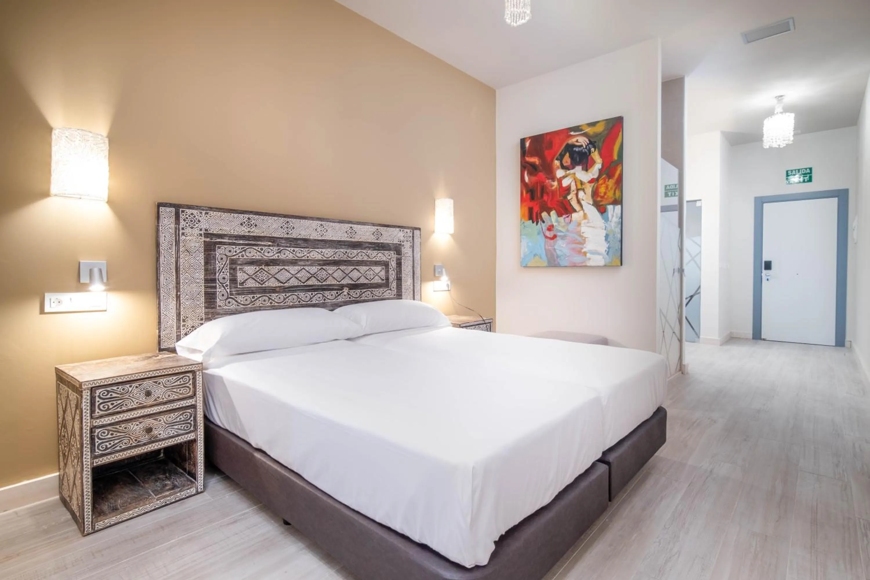 Bedroom, Bed in Tarifa Suites by QHotels