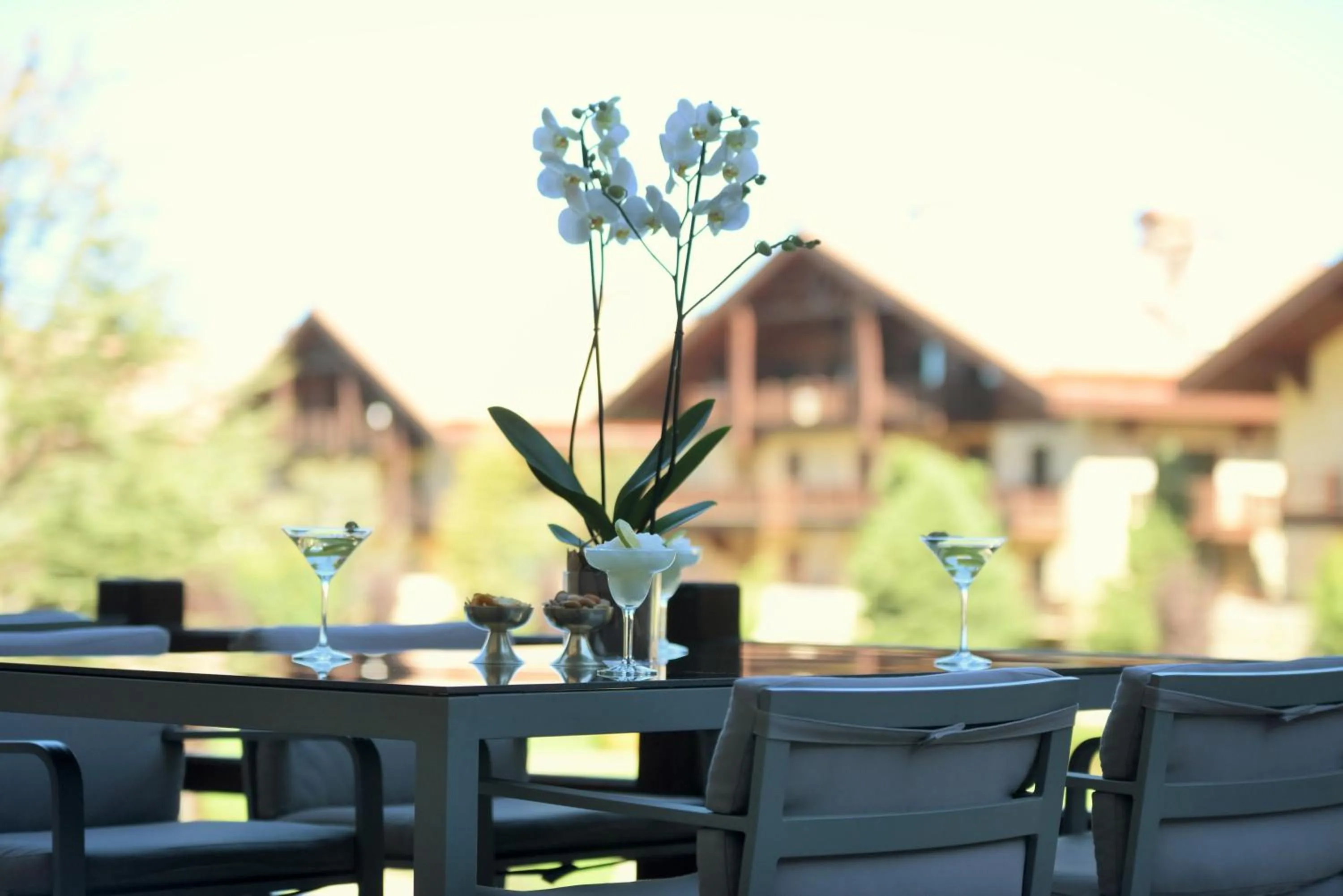 Lounge or bar in InterContinental Mzaar Lebanon Mountain Resort & Spa by IHG