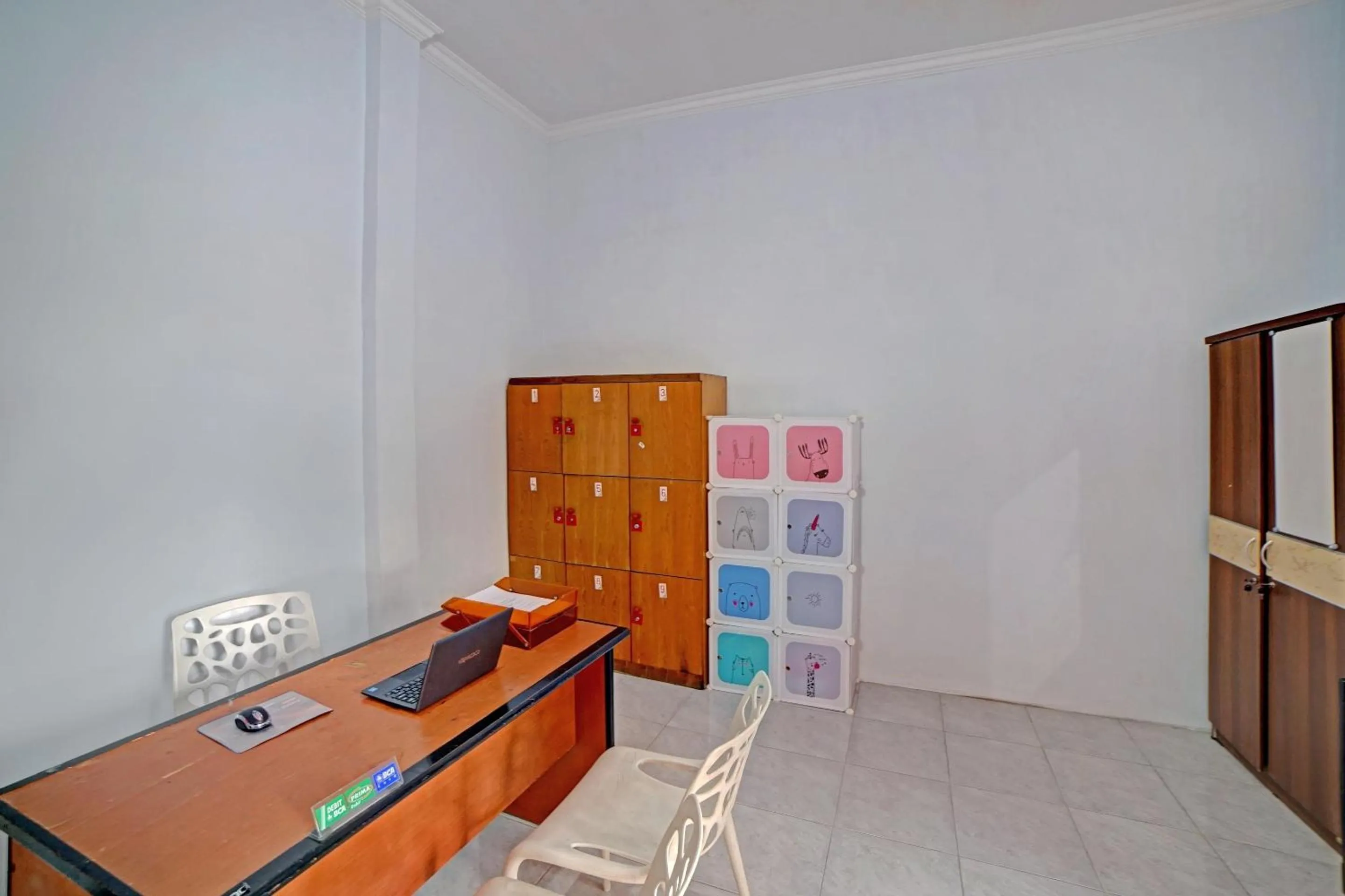 Lobby or reception in Hotel O Madina Residence Syariah