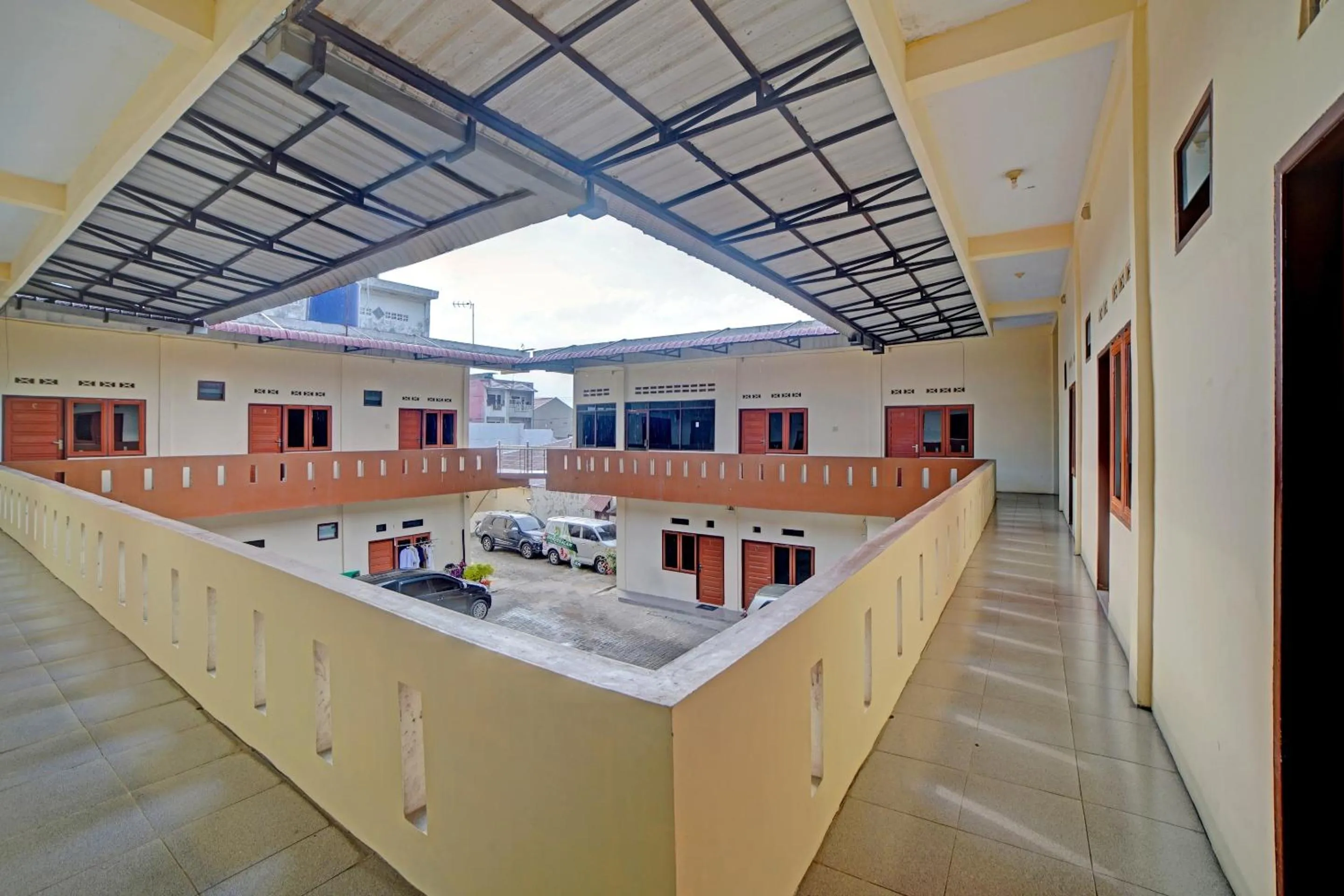 Facade/entrance in Hotel O Madina Residence Syariah