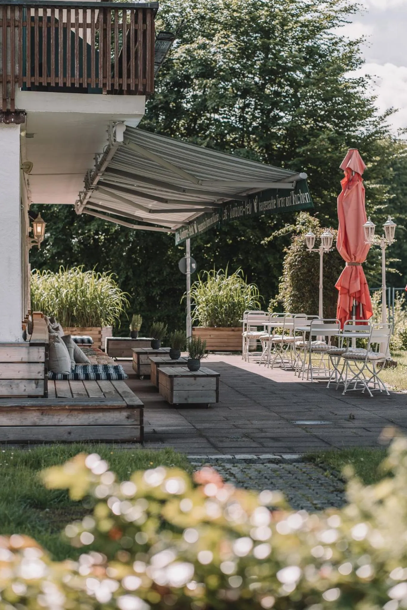 Restaurant/places to eat in LEDA AM ECK