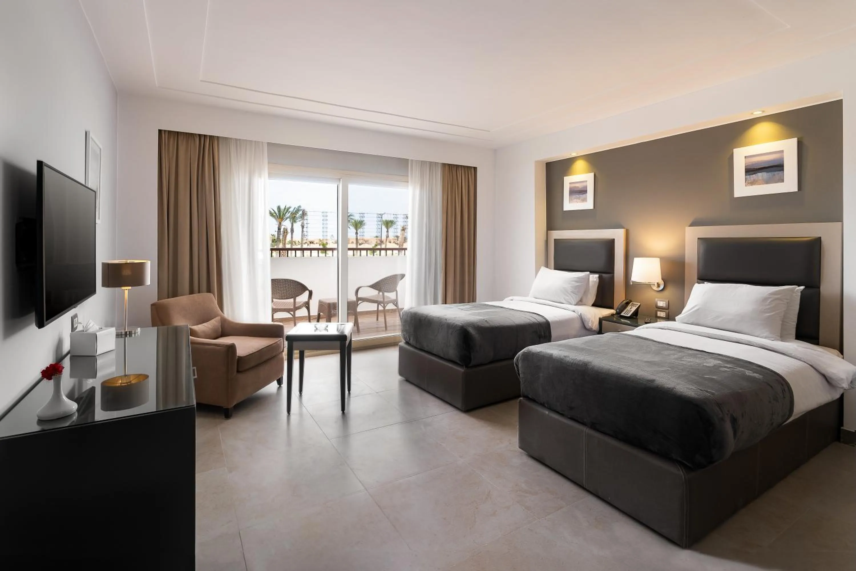 City view, Bed in Rhactus Hotel, New Alamein