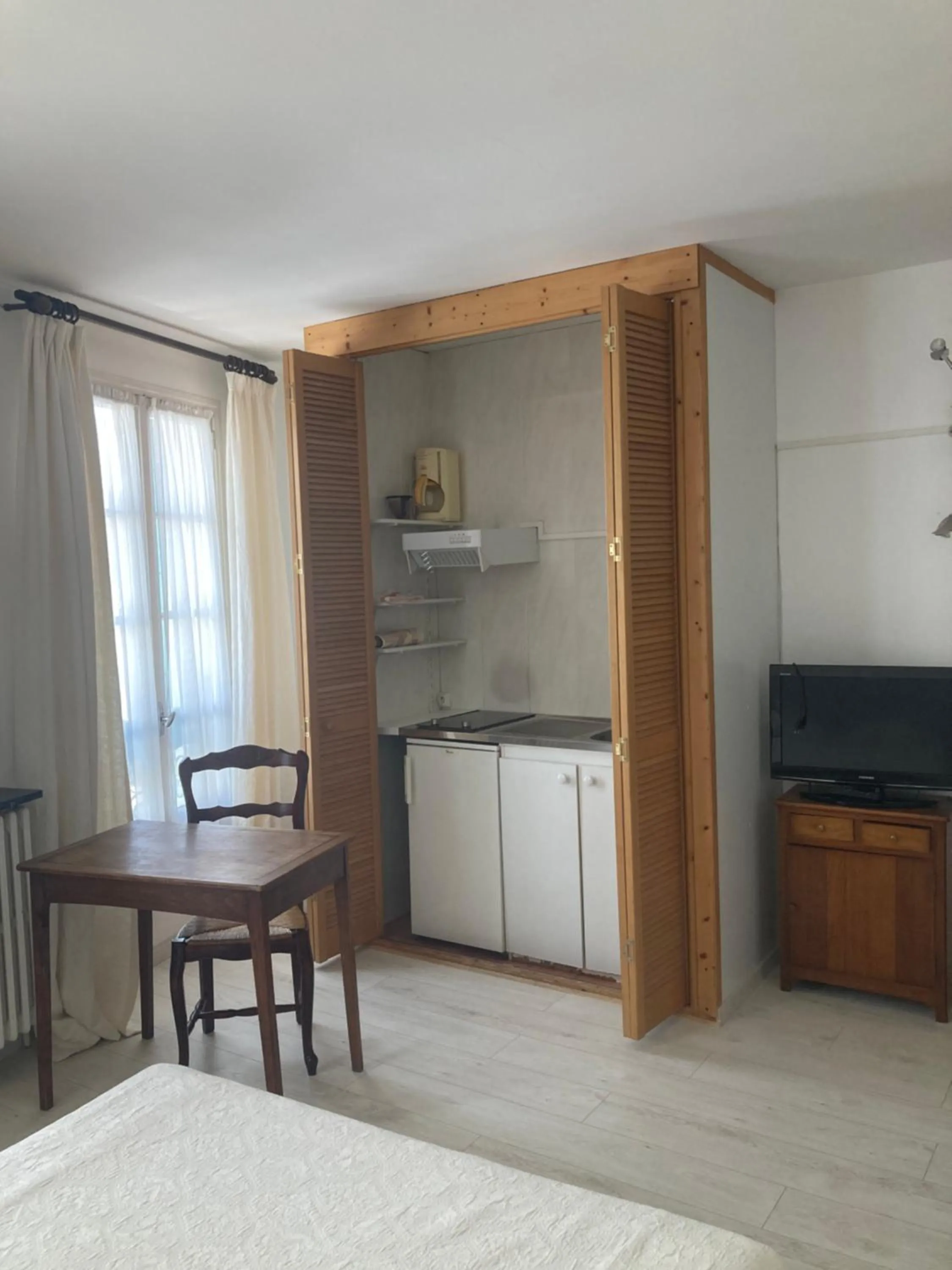 Dining area in Le Grand Paris