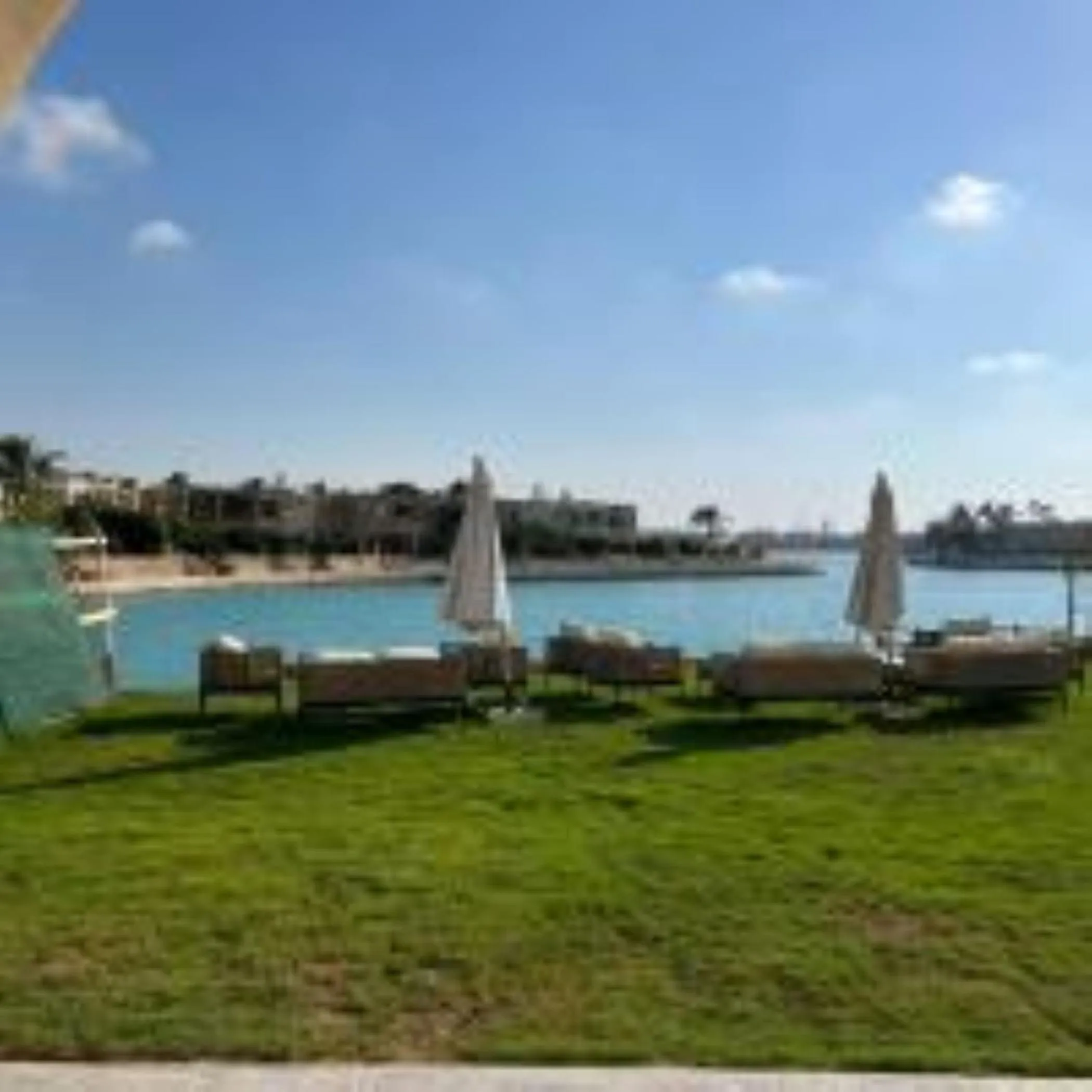 Golden Lake Marina Hotel