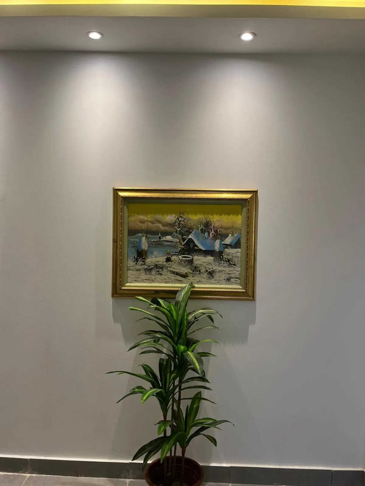 Golden Lake Marina Hotel