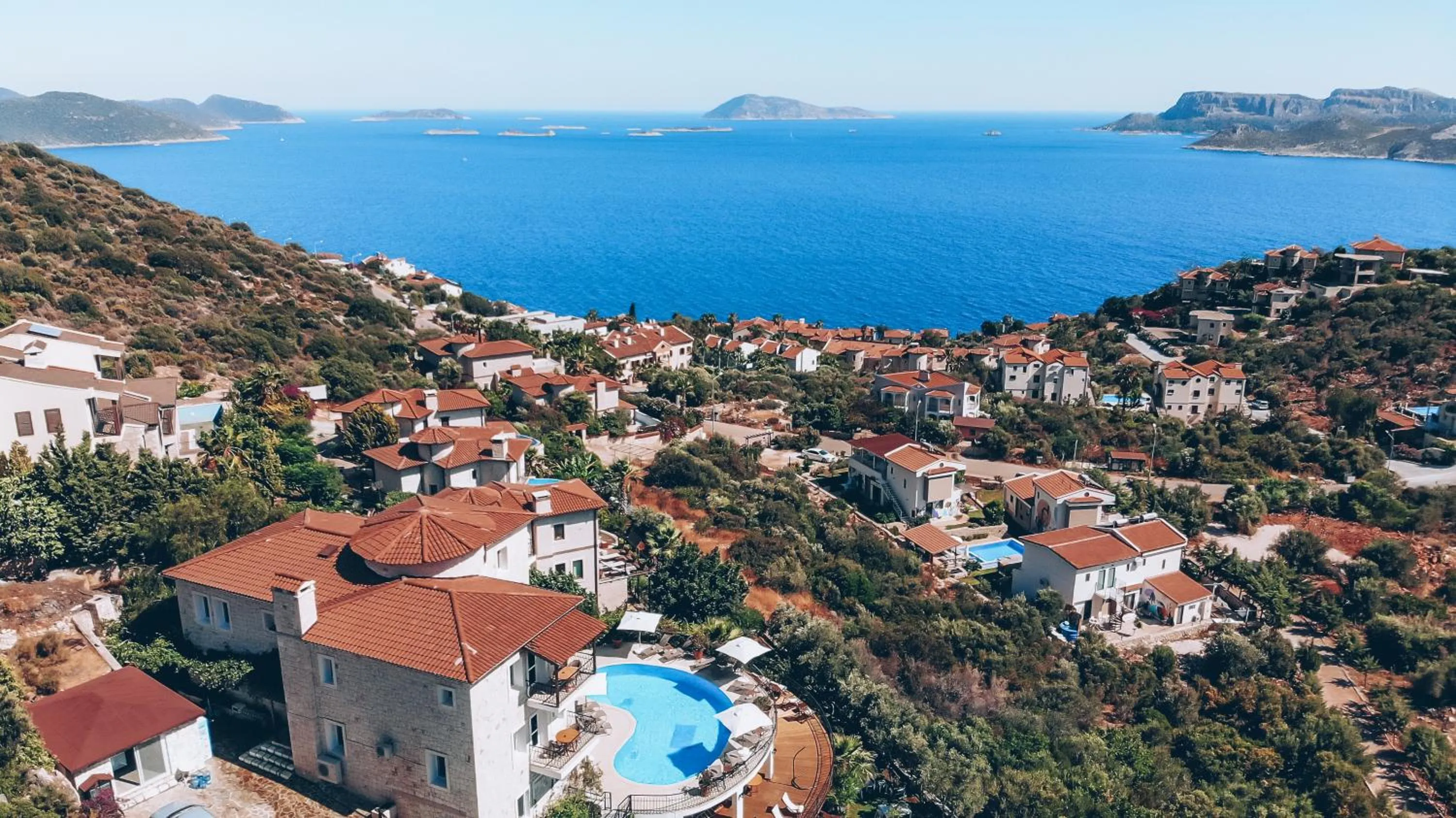 Bird's eye view in Hill House Adult Only