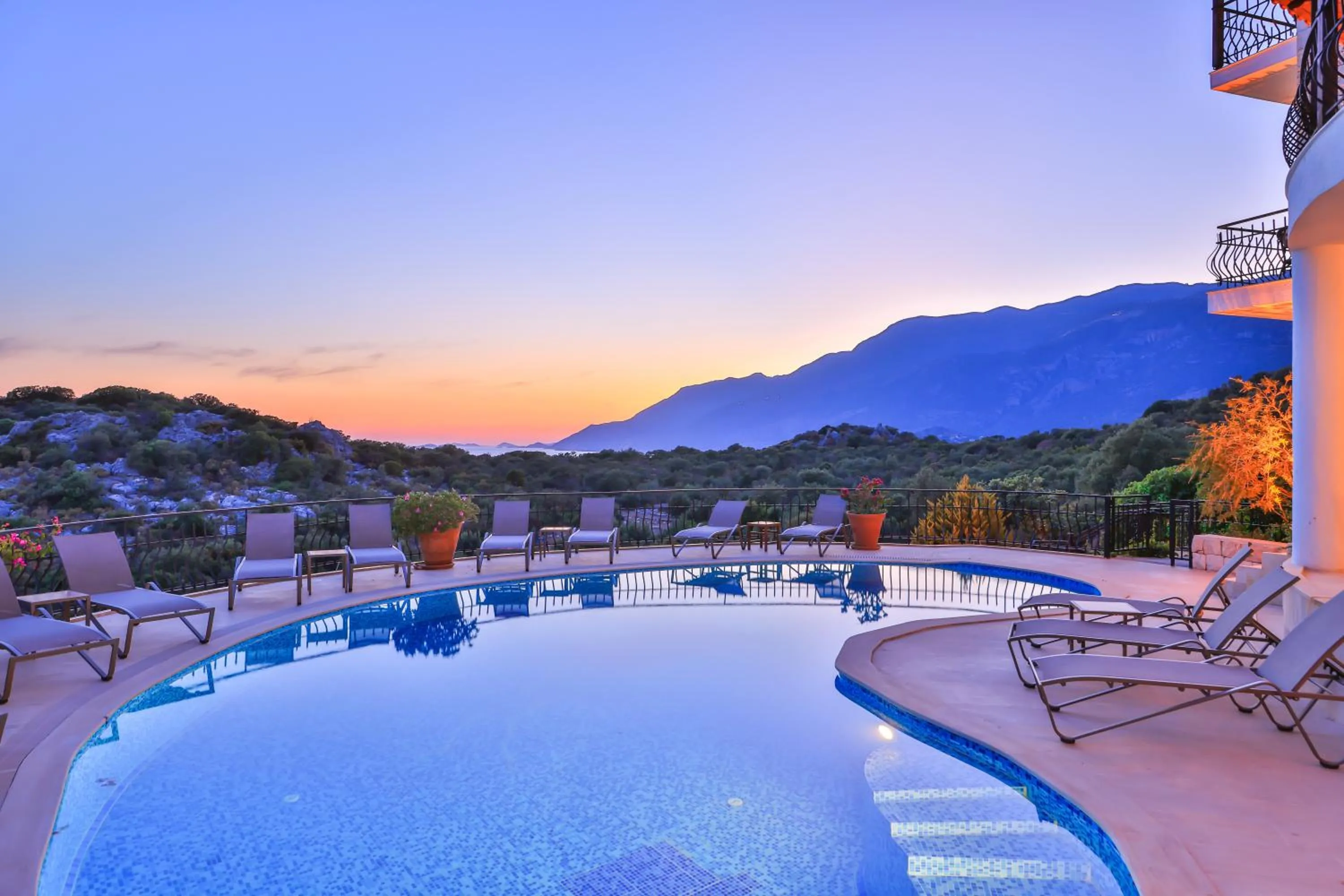 Swimming pool in Hill House Adult Only