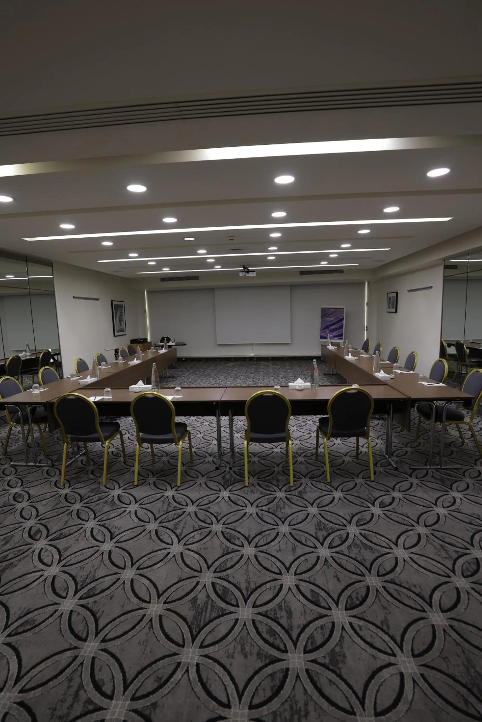 Meeting/conference room in Radisson Blu Hotel, Beirut Verdun