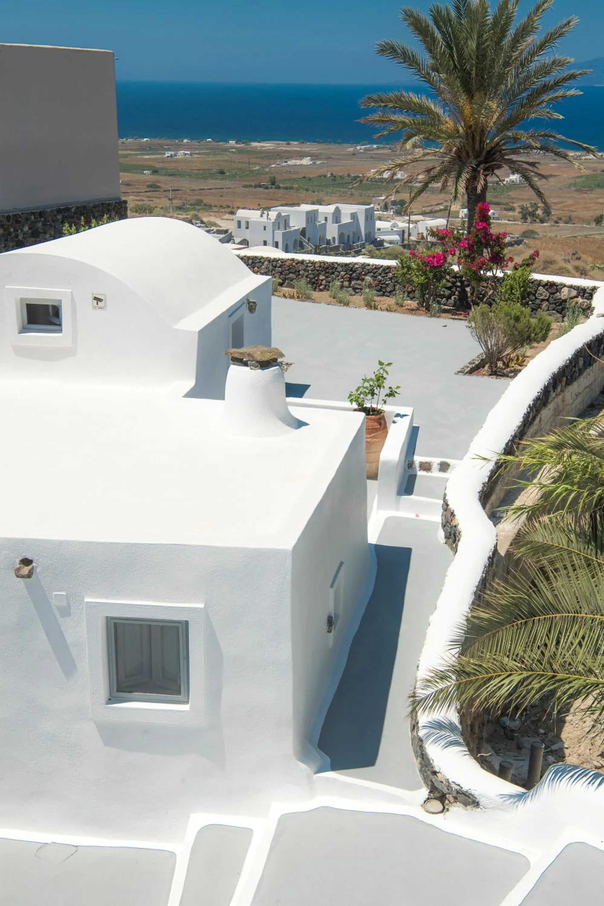 AQUA SERENITY LUXURY SUITES SANTORINI
